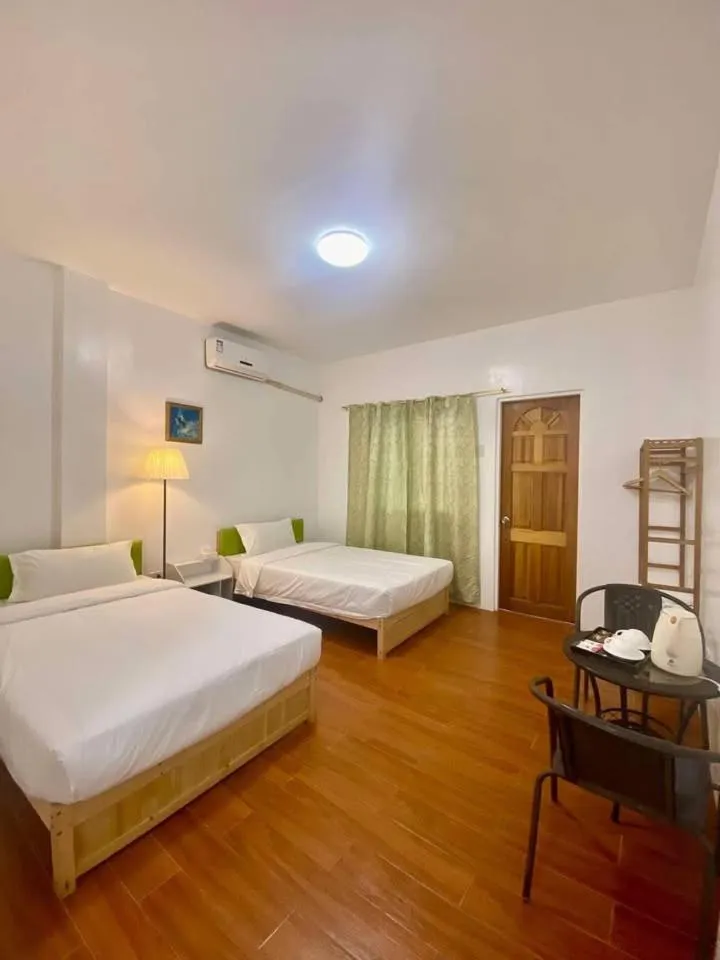 Bed in Green Mango Resort