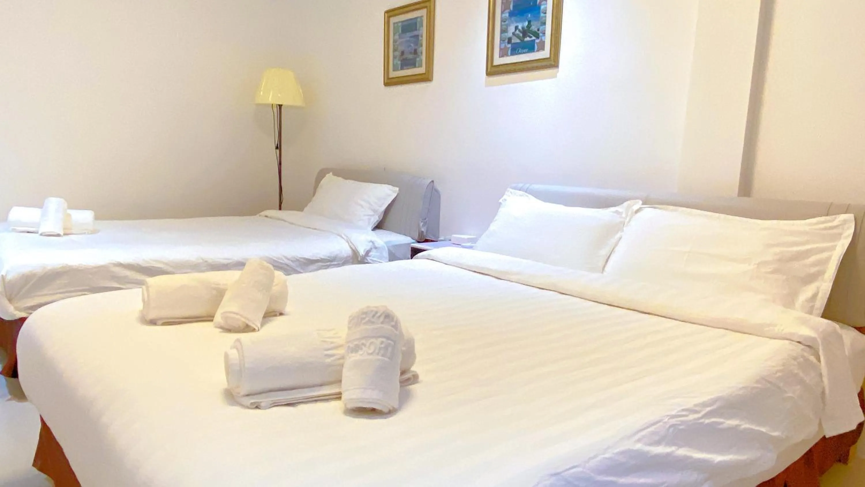 Bed in Green Mango Resort