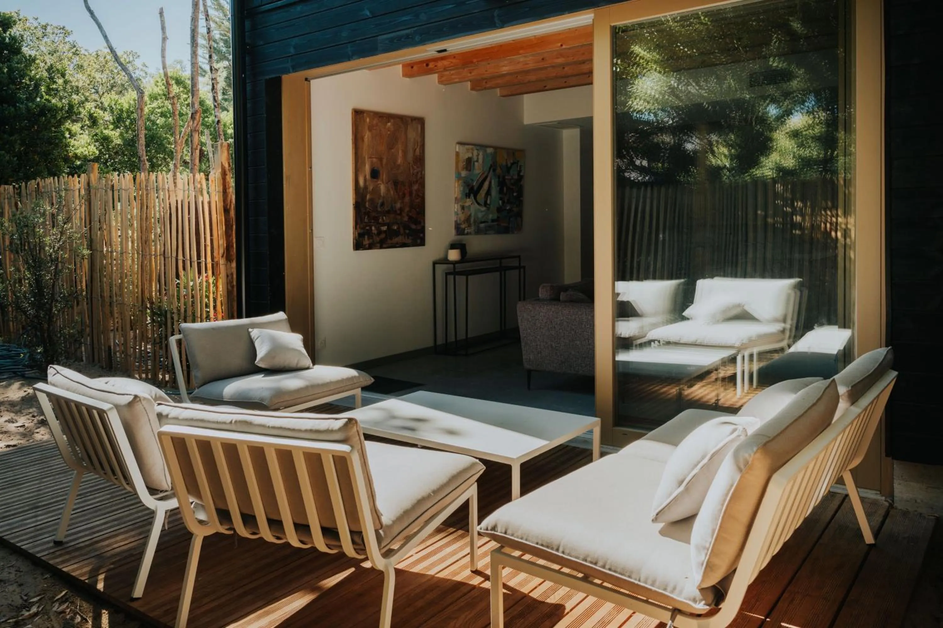 Patio in Kaze Océan, The Originals Relais