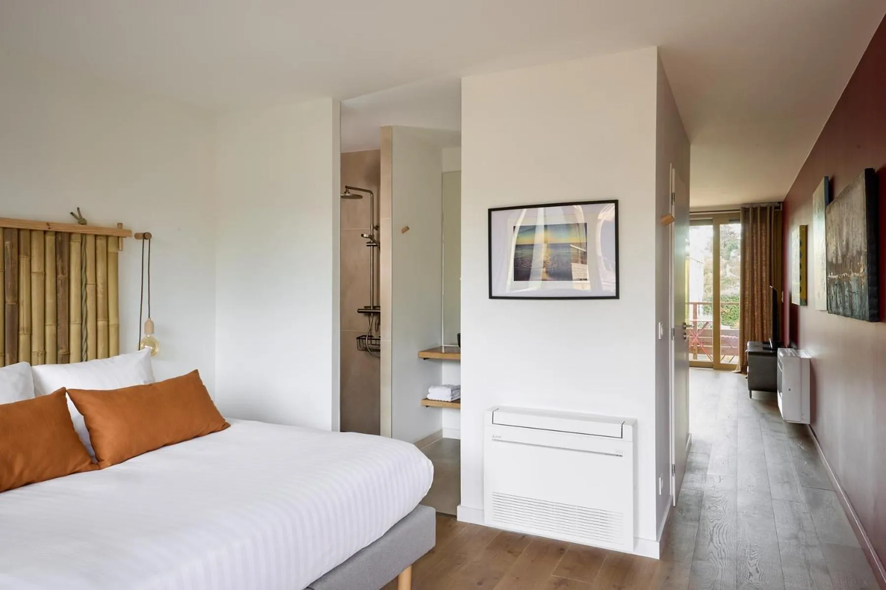 Bed in Kaze Océan, The Originals Relais