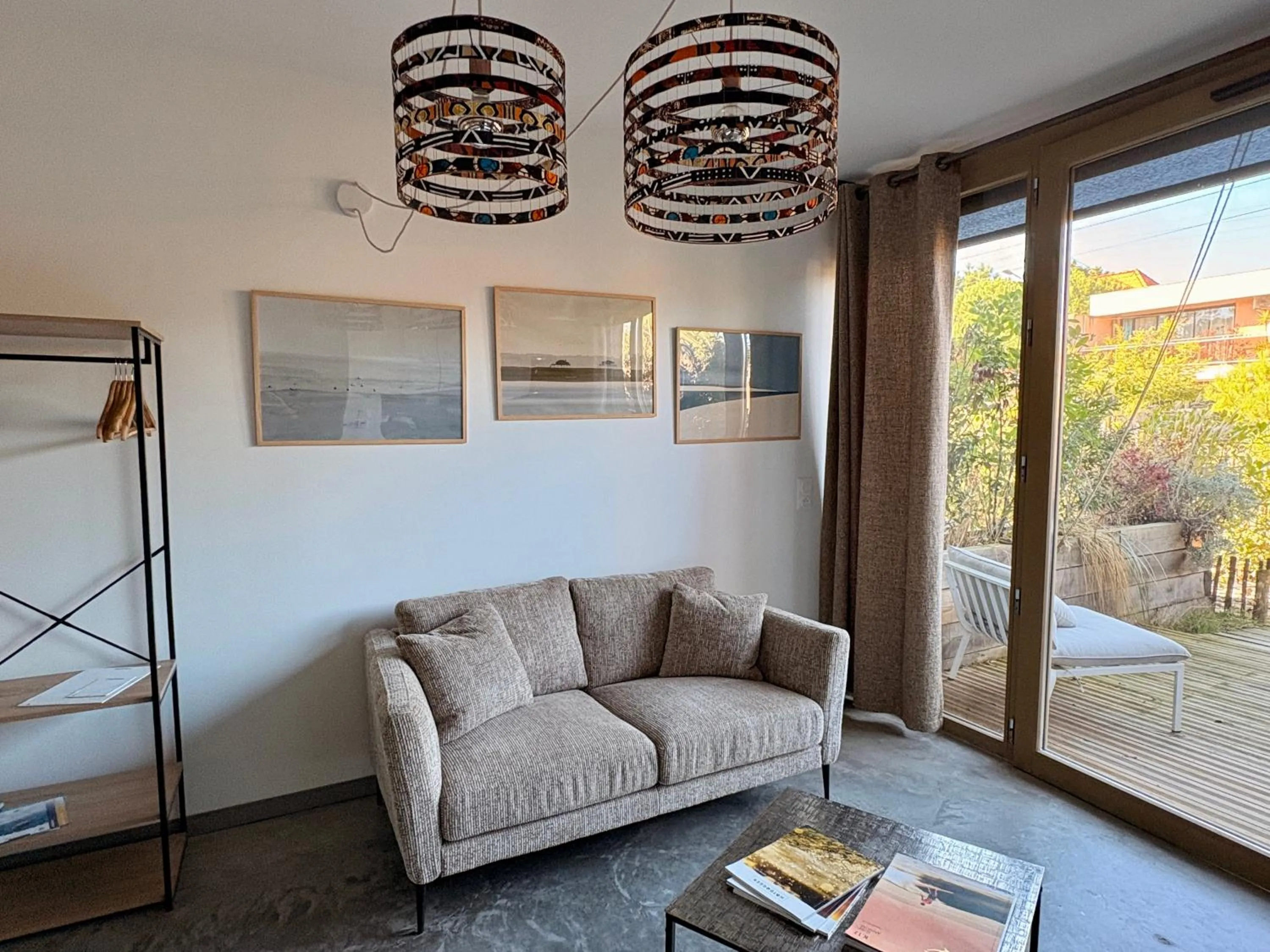 Living room in Kaze Océan, The Originals Relais