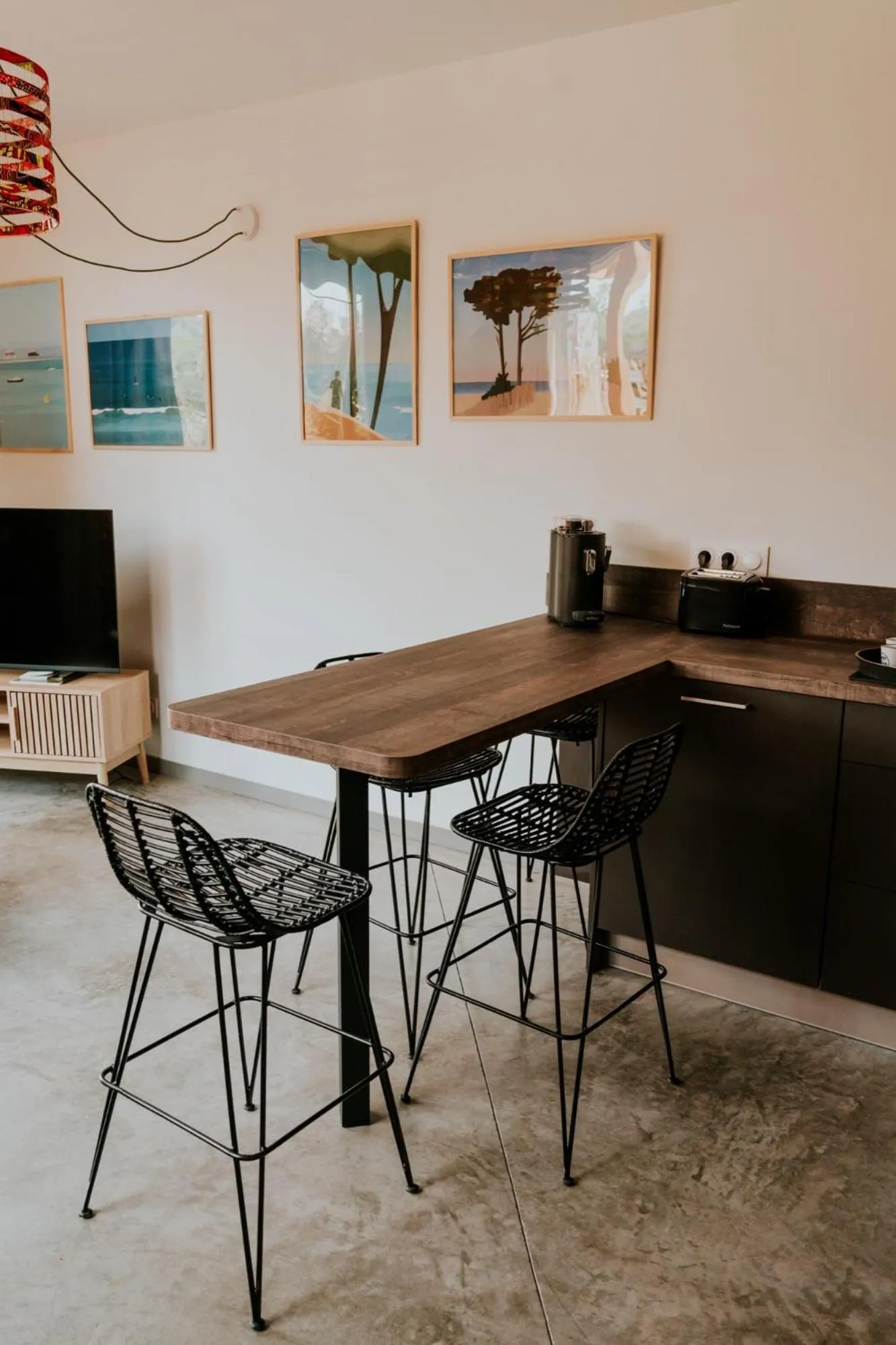Dining area in Kaze Océan, The Originals Relais