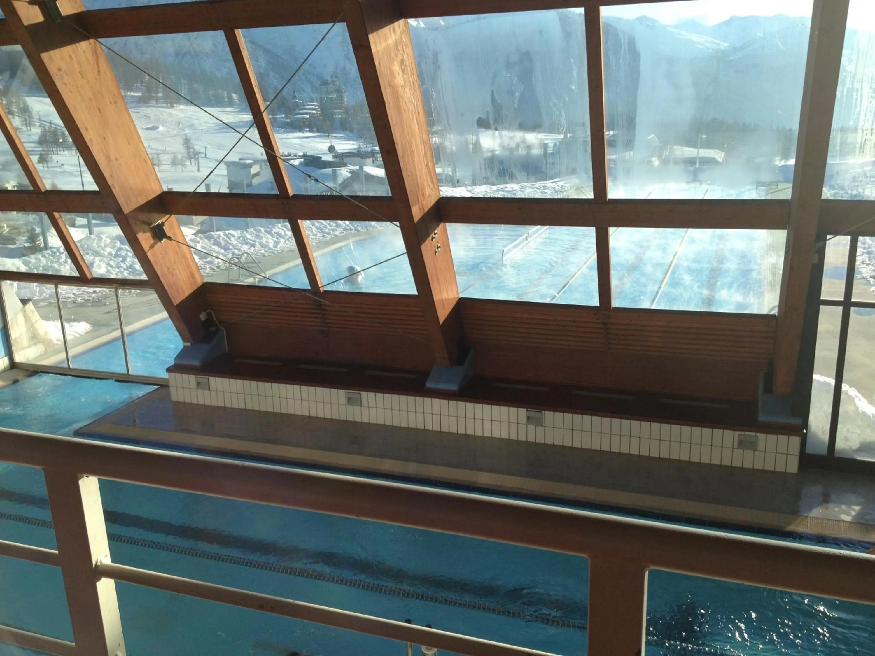 Swimming pool in Nevesestriere