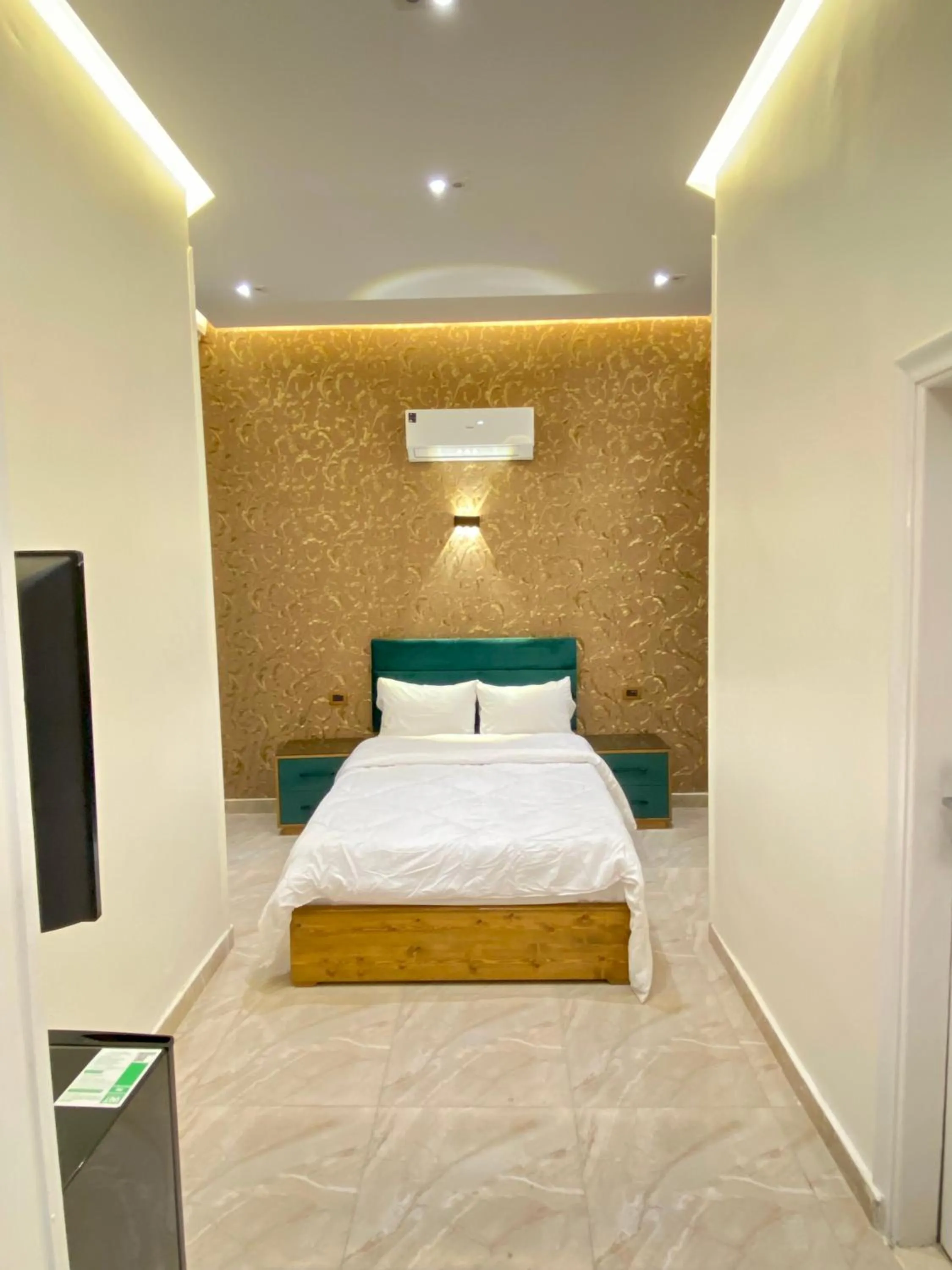 Bed in Hotel Richmond Down Town