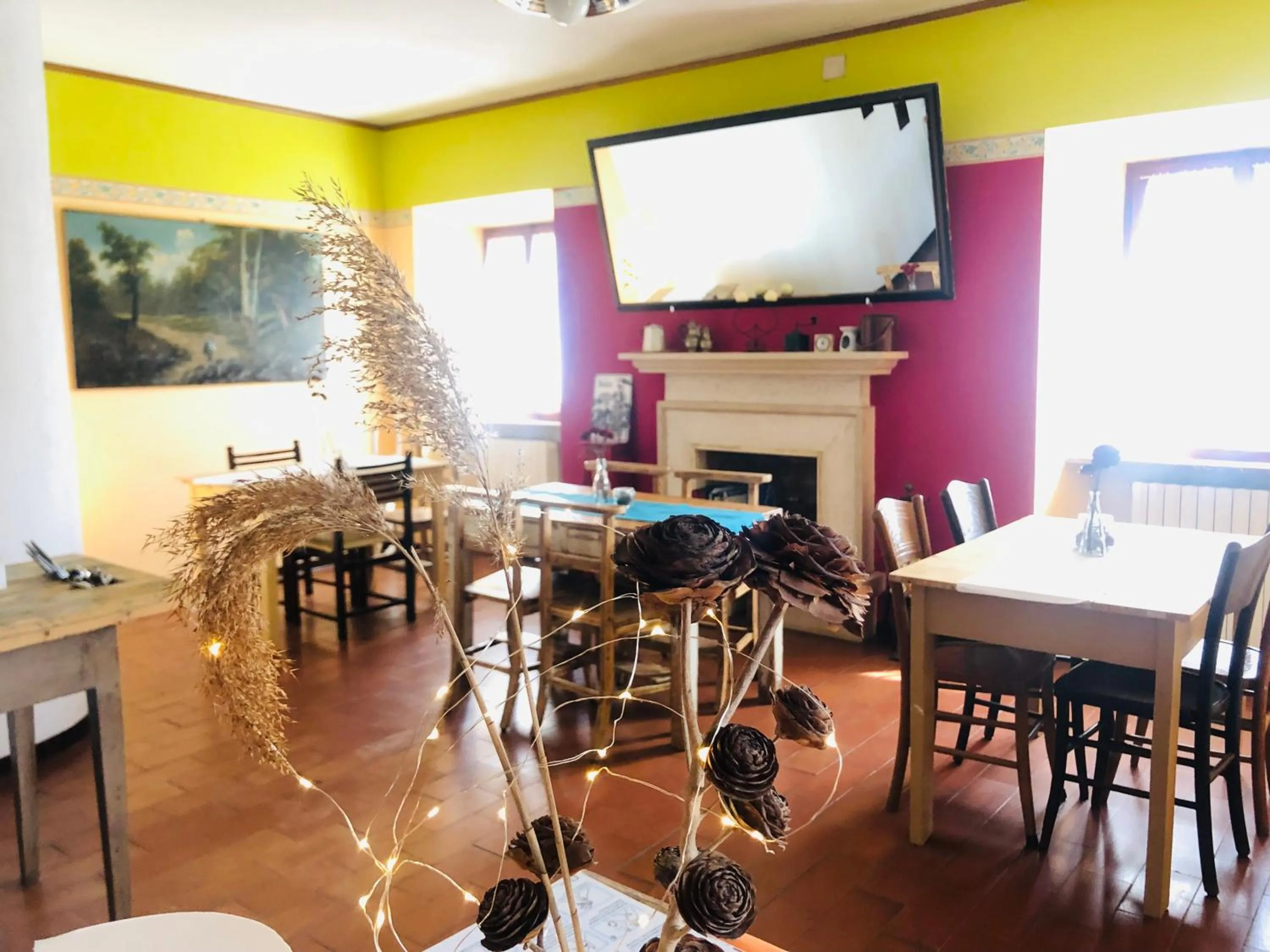 Communal lounge/ TV room in MeraVilla