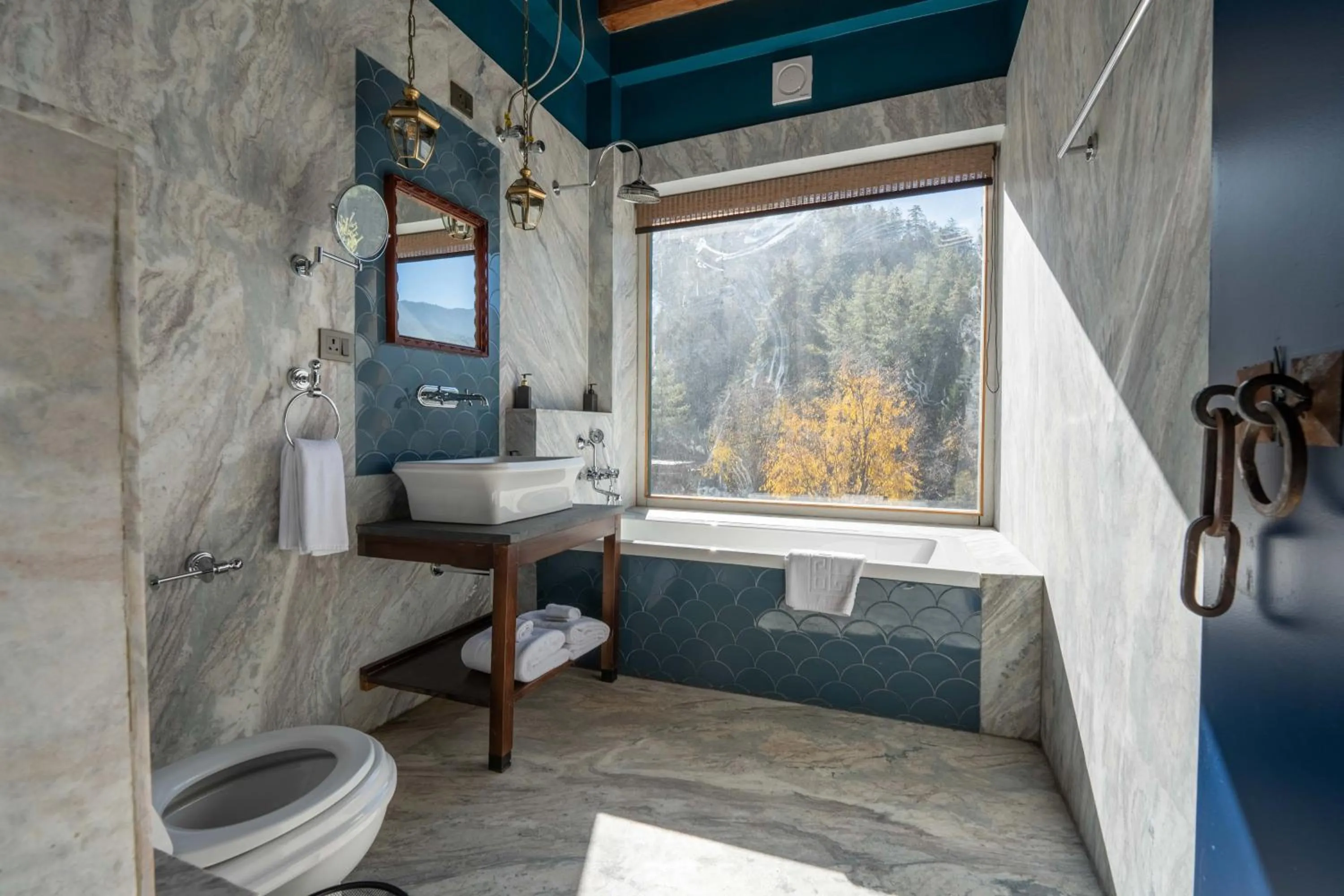 Shower in Taktsangri-La