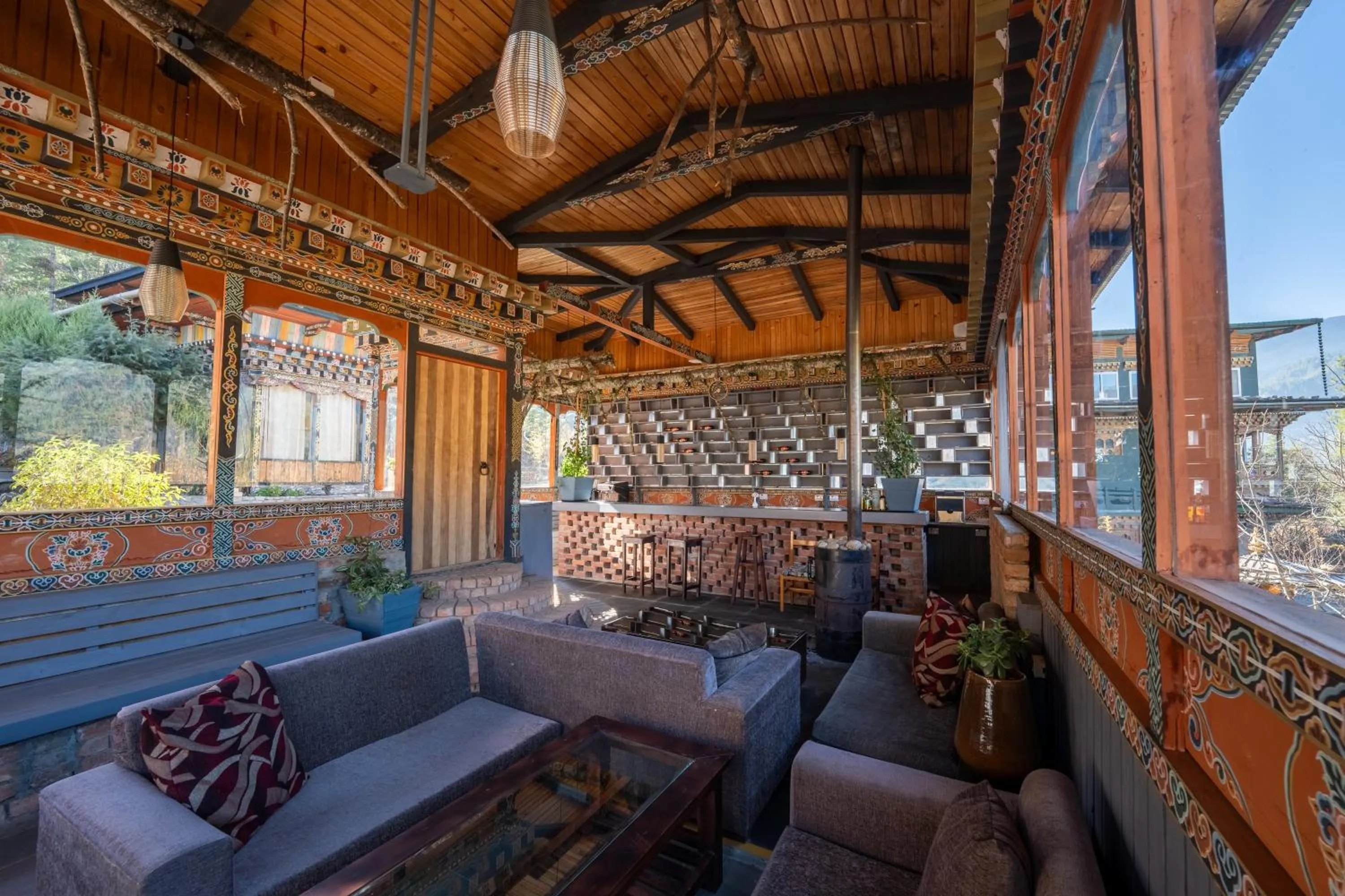 Lounge or bar in Taktsangri-La