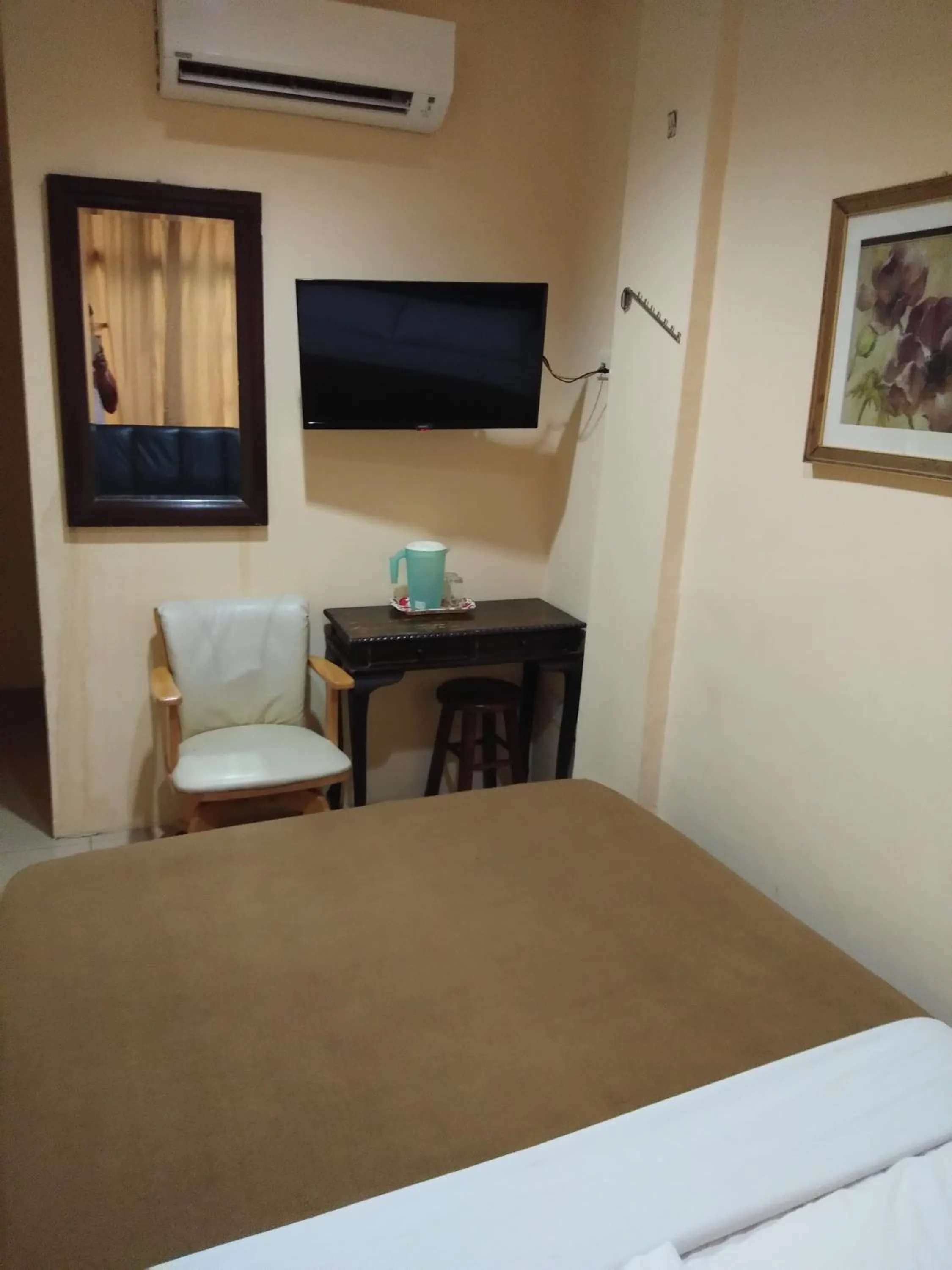 Bedroom, Bed in KL CITY LODGE