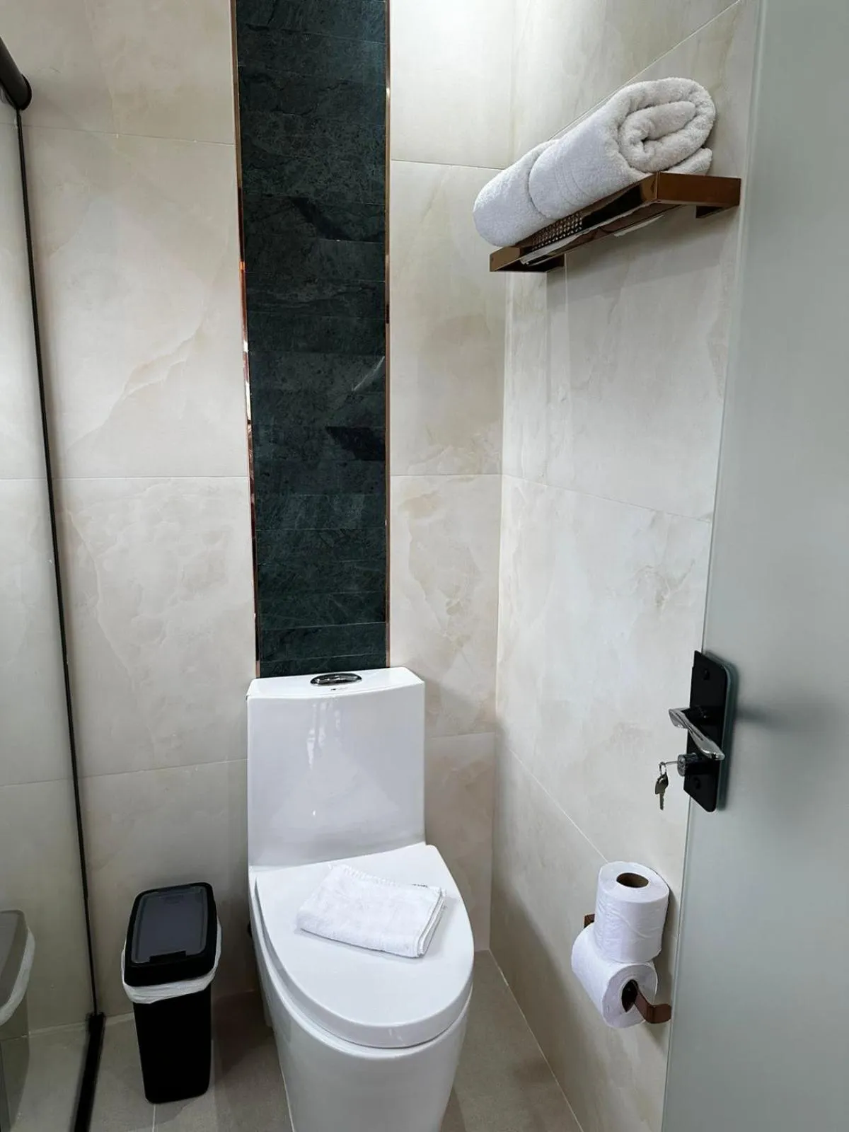 Toilet in Bombinhas Guest House