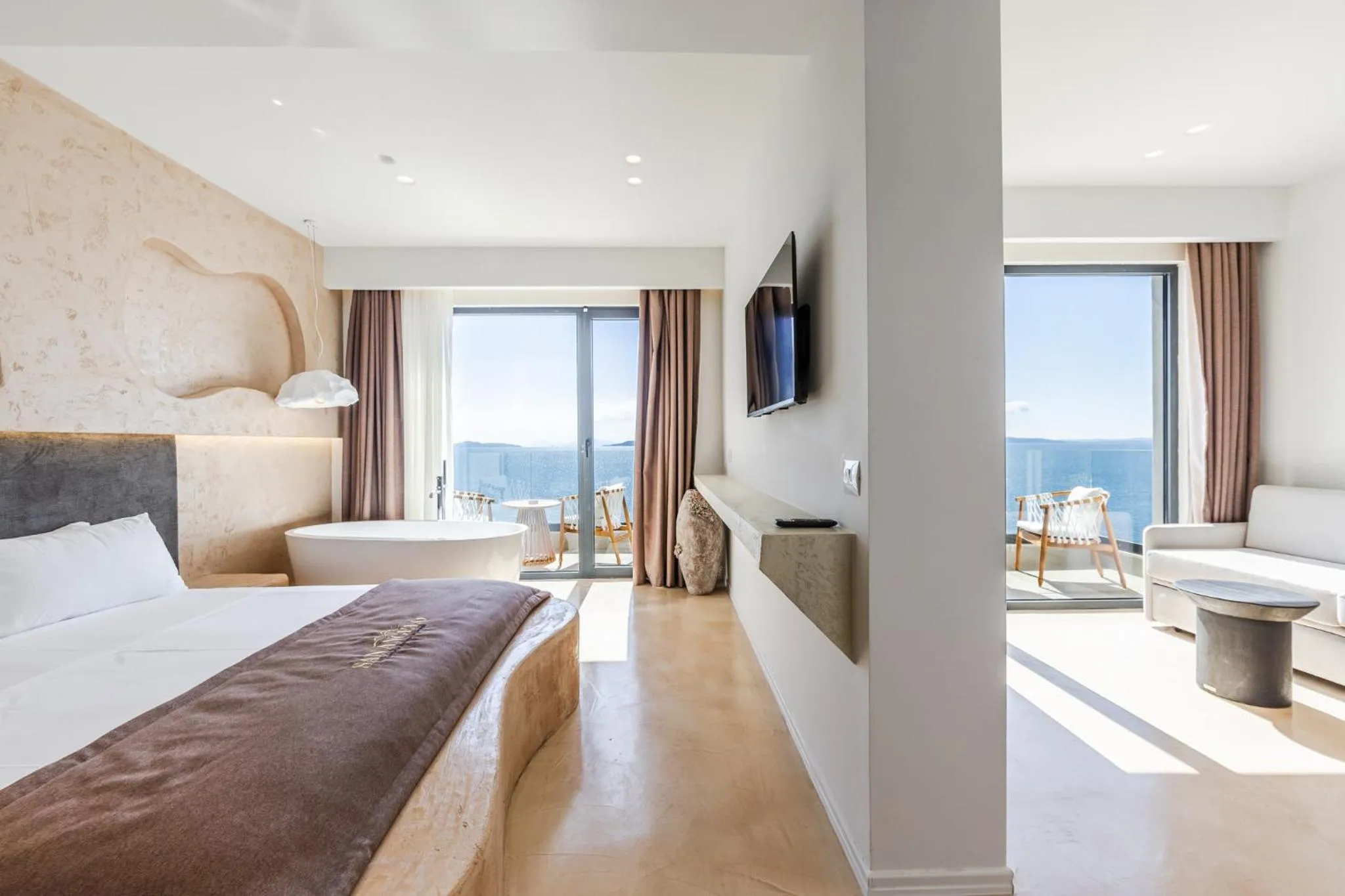 Photo of the whole room, Bed in San Angelo Luxury Resort & Spa - Adults Only