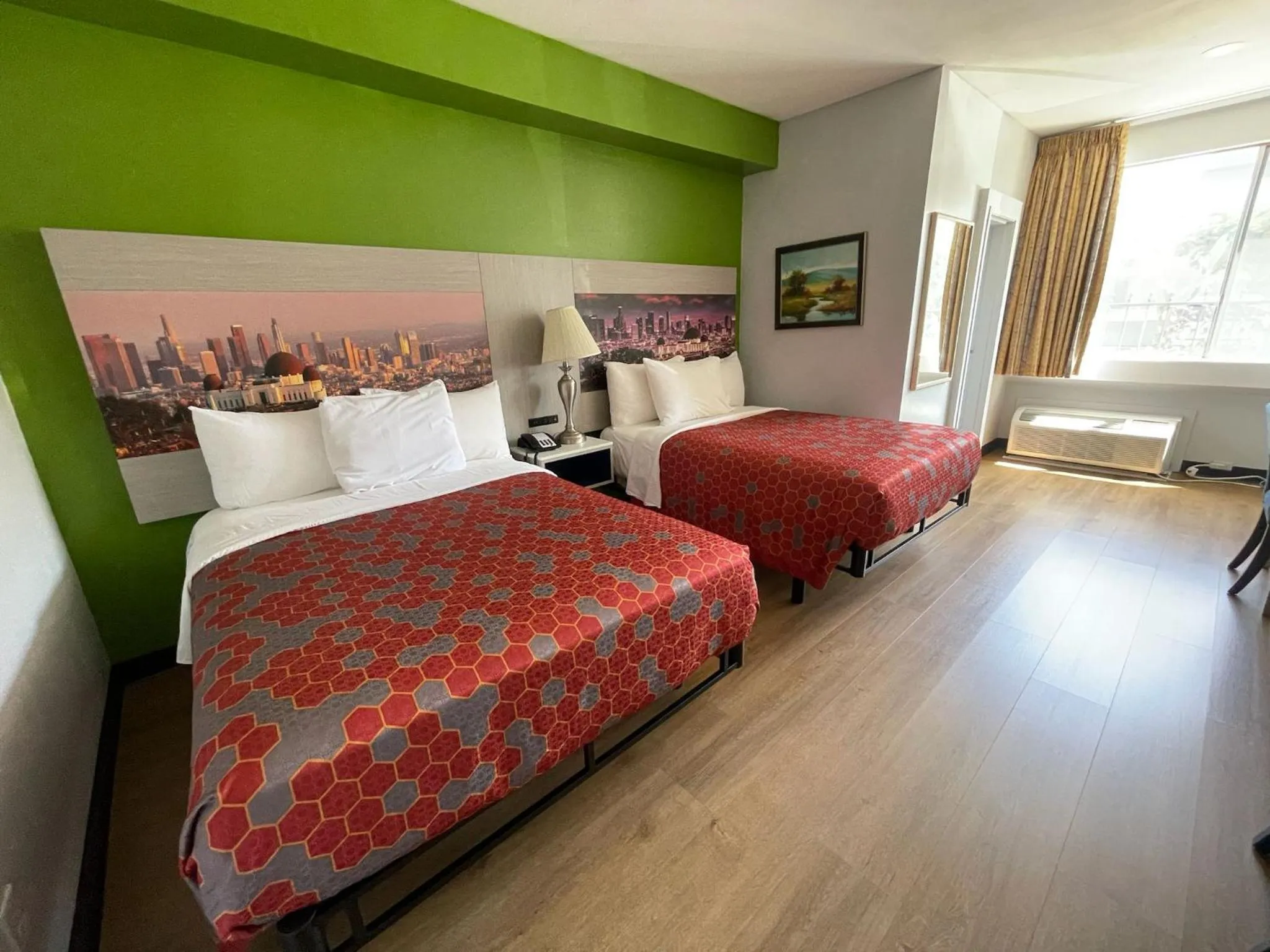 Bed in Hotel Pacific Garden