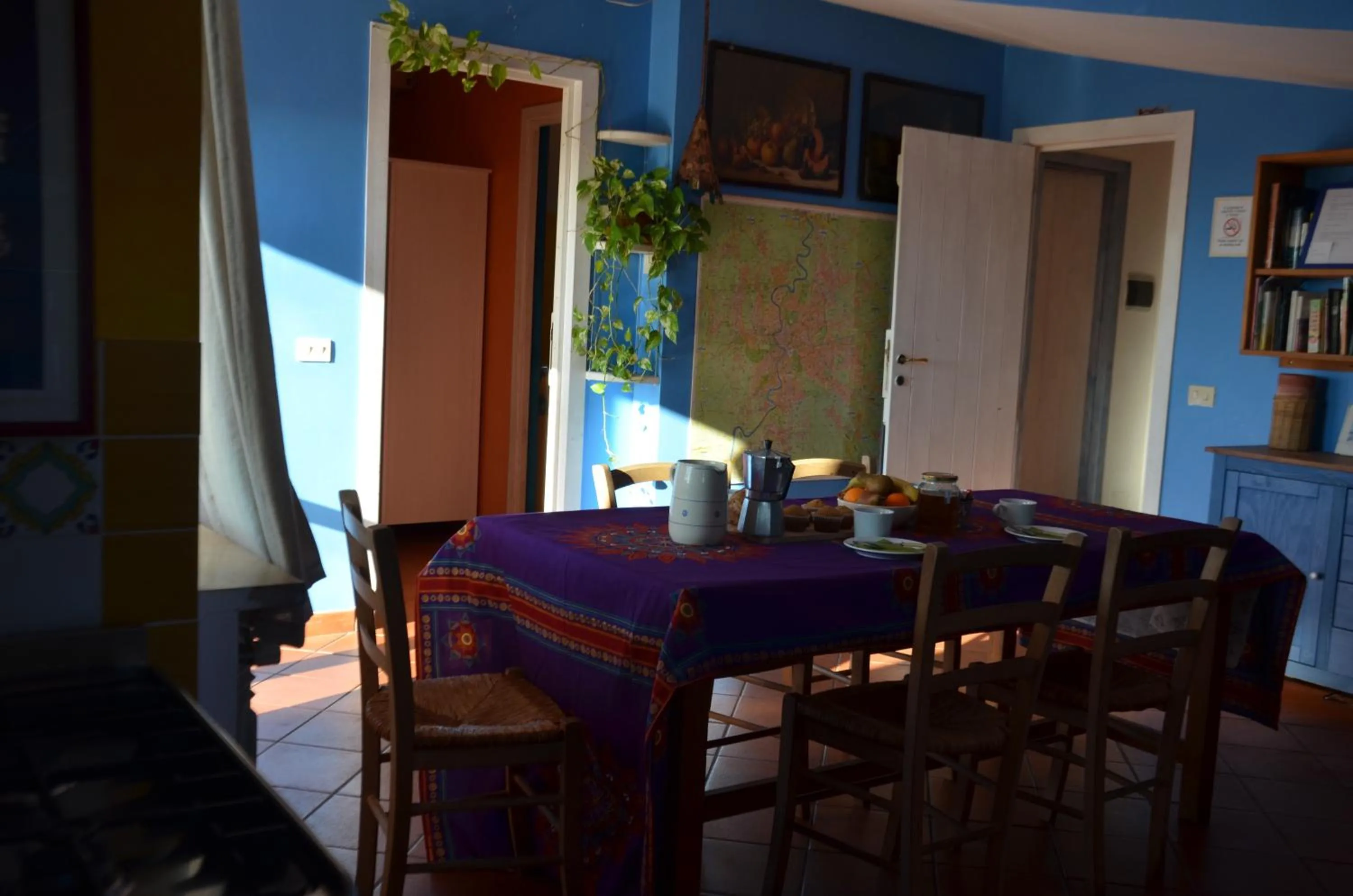 Dining area in Chez Raz B&B