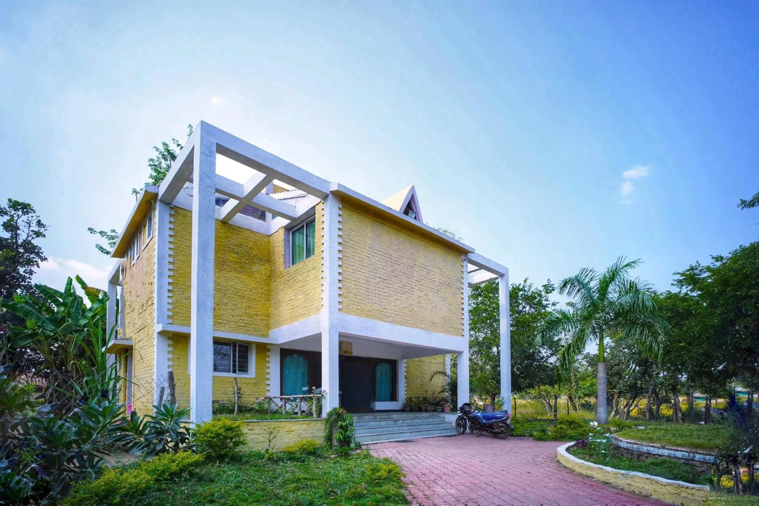 Property building in Tribal Wood Resort
