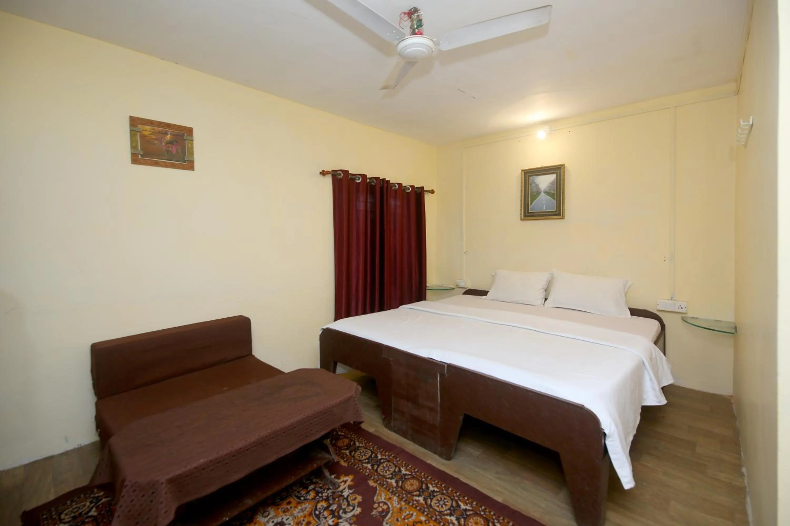 Bed in Tribal Wood Resort