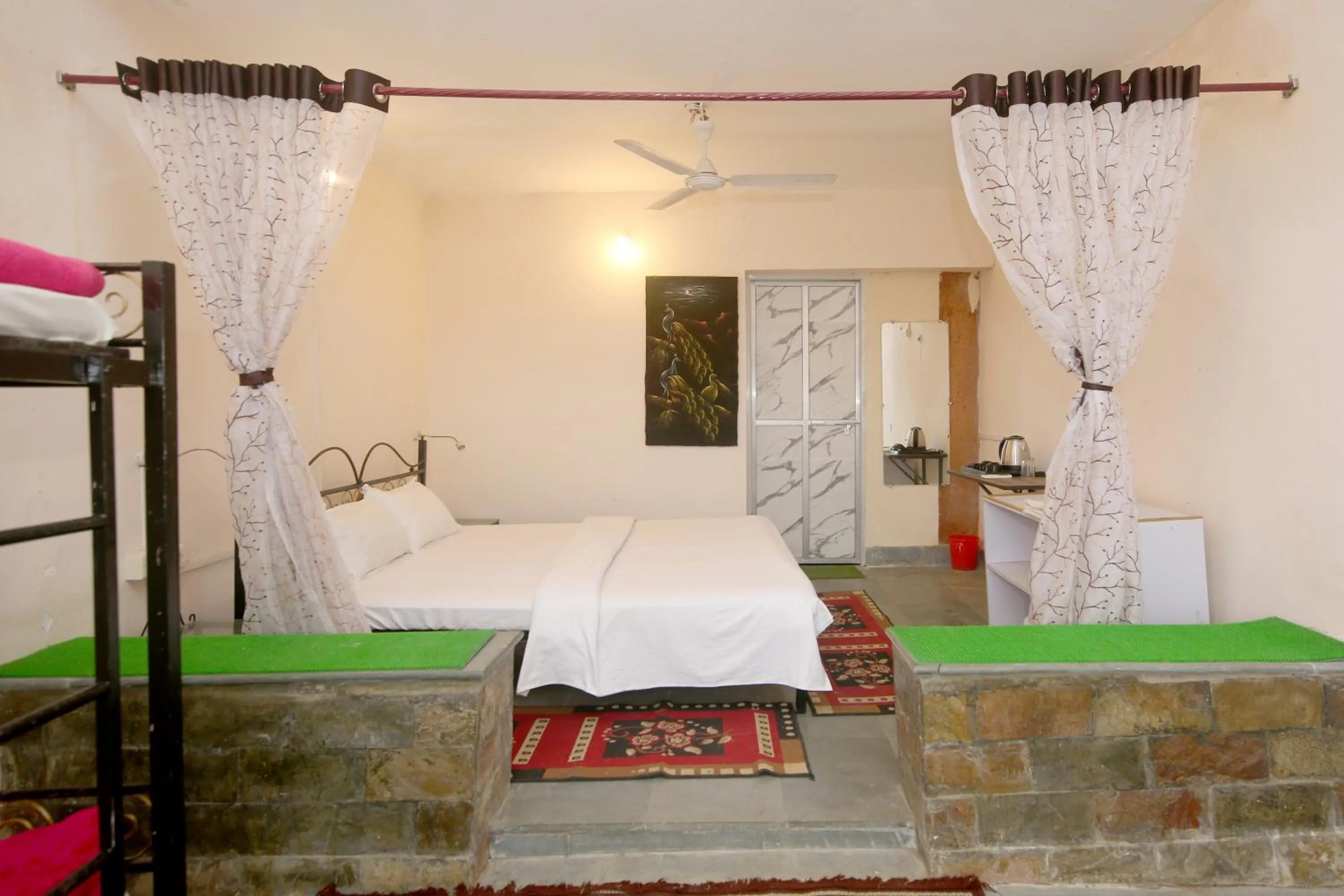 Bedroom, Bed in Tribal Wood Resort