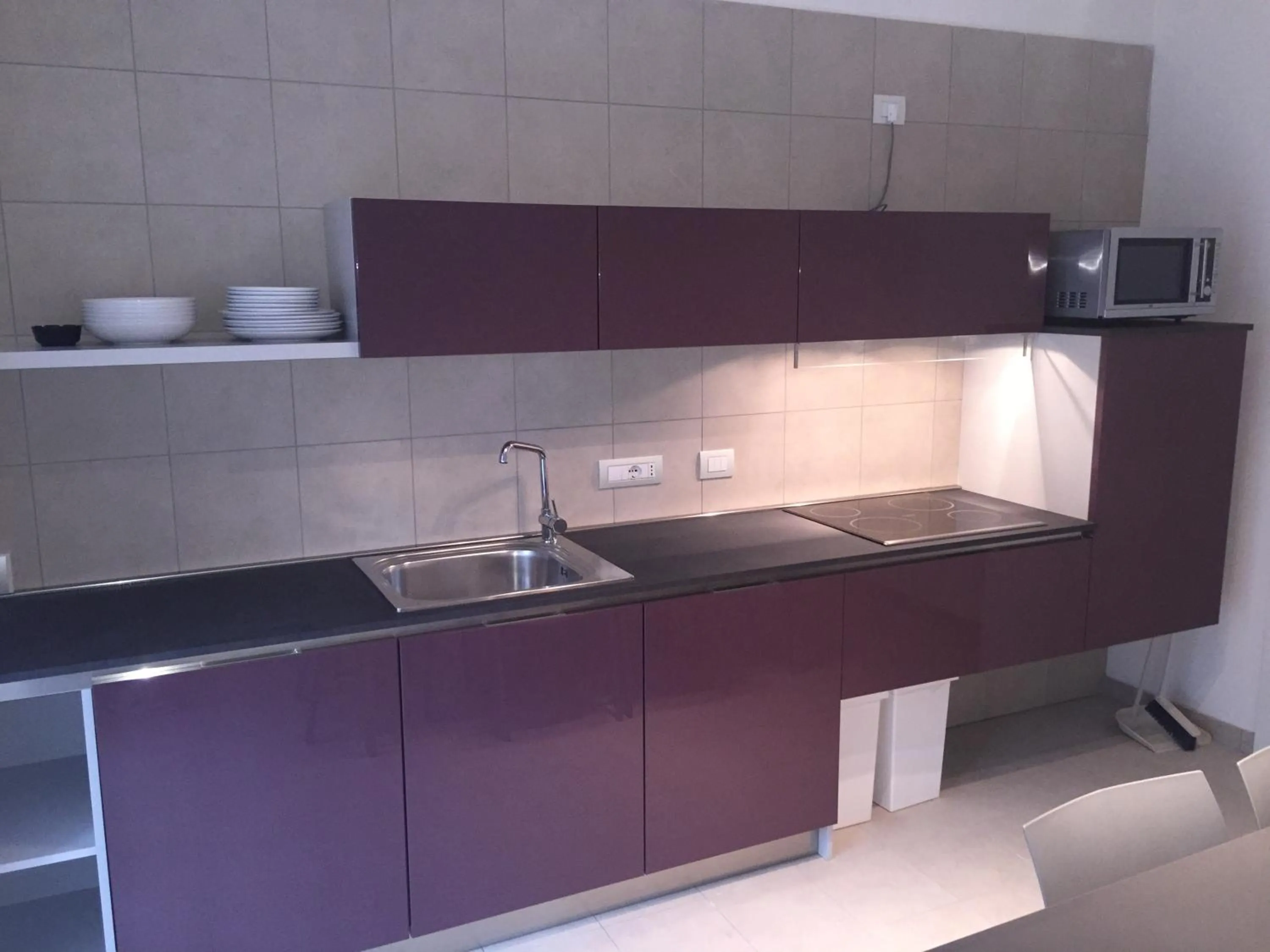 Kitchen or kitchenette in Komodo short stay apartments