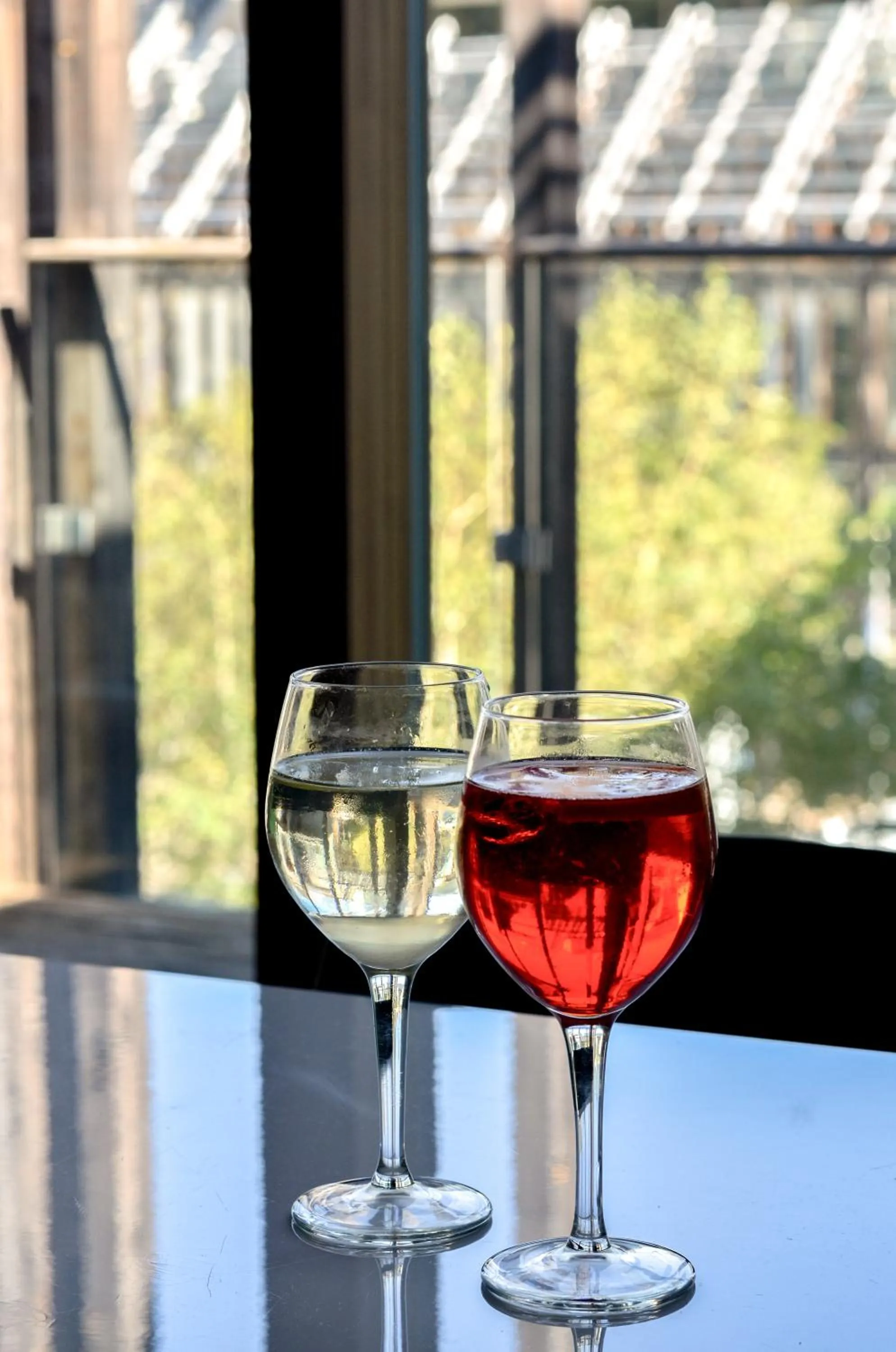 Drinks in Komodo short stay apartments