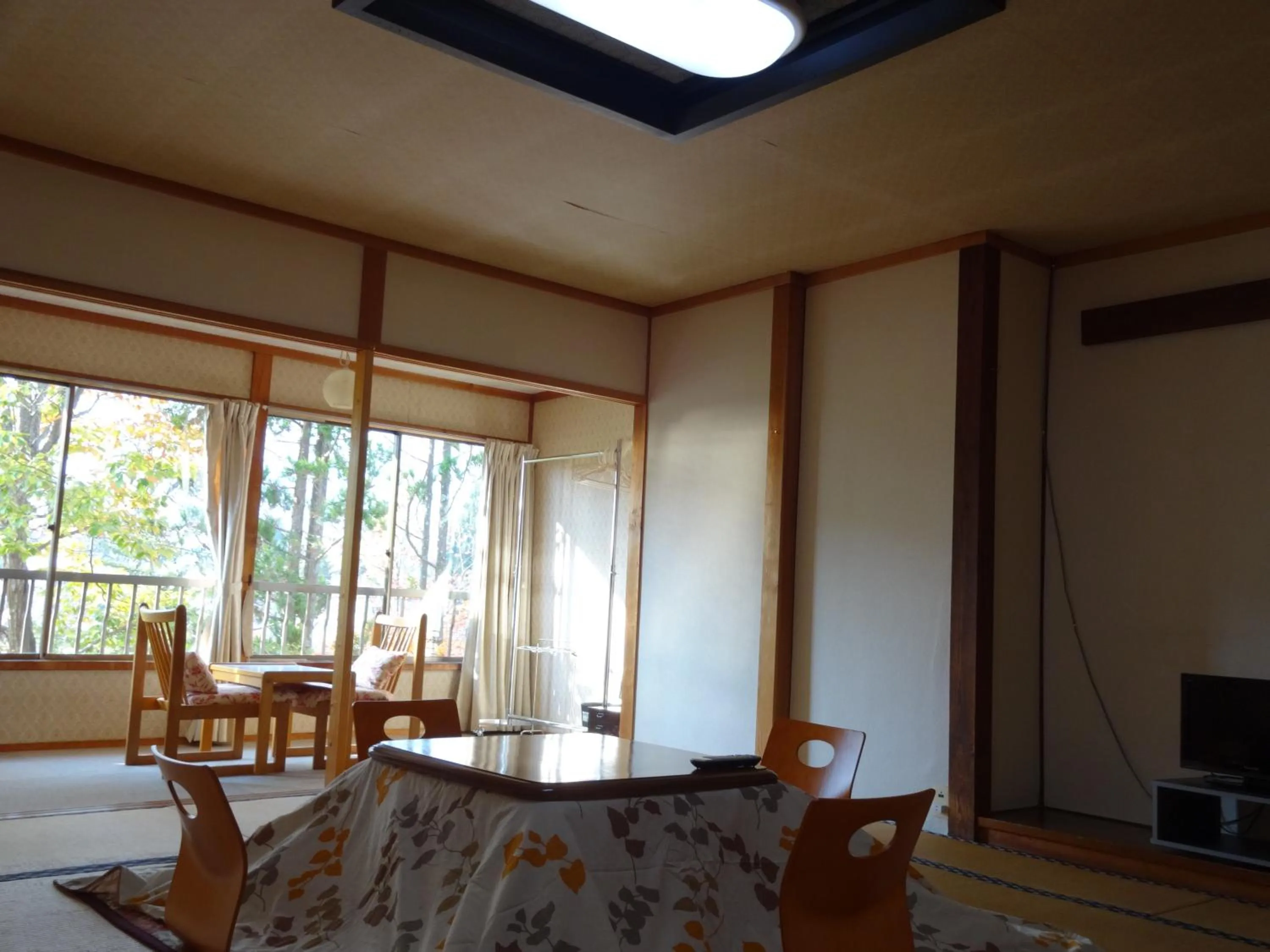 Seating area in Oomukou Ryokan