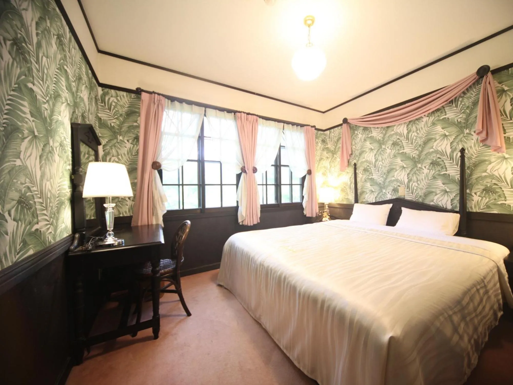 Photo of the whole room, Bed in Restaurant & Hotel Traumerei