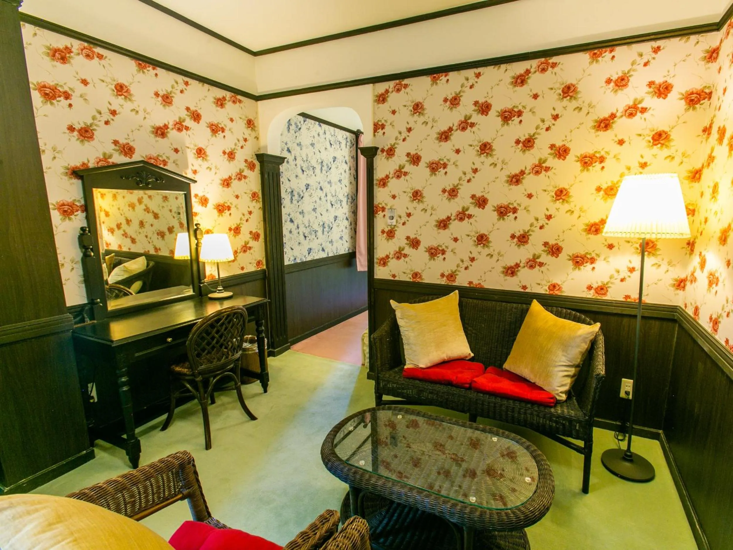 Living room, Bed in Restaurant & Hotel Traumerei