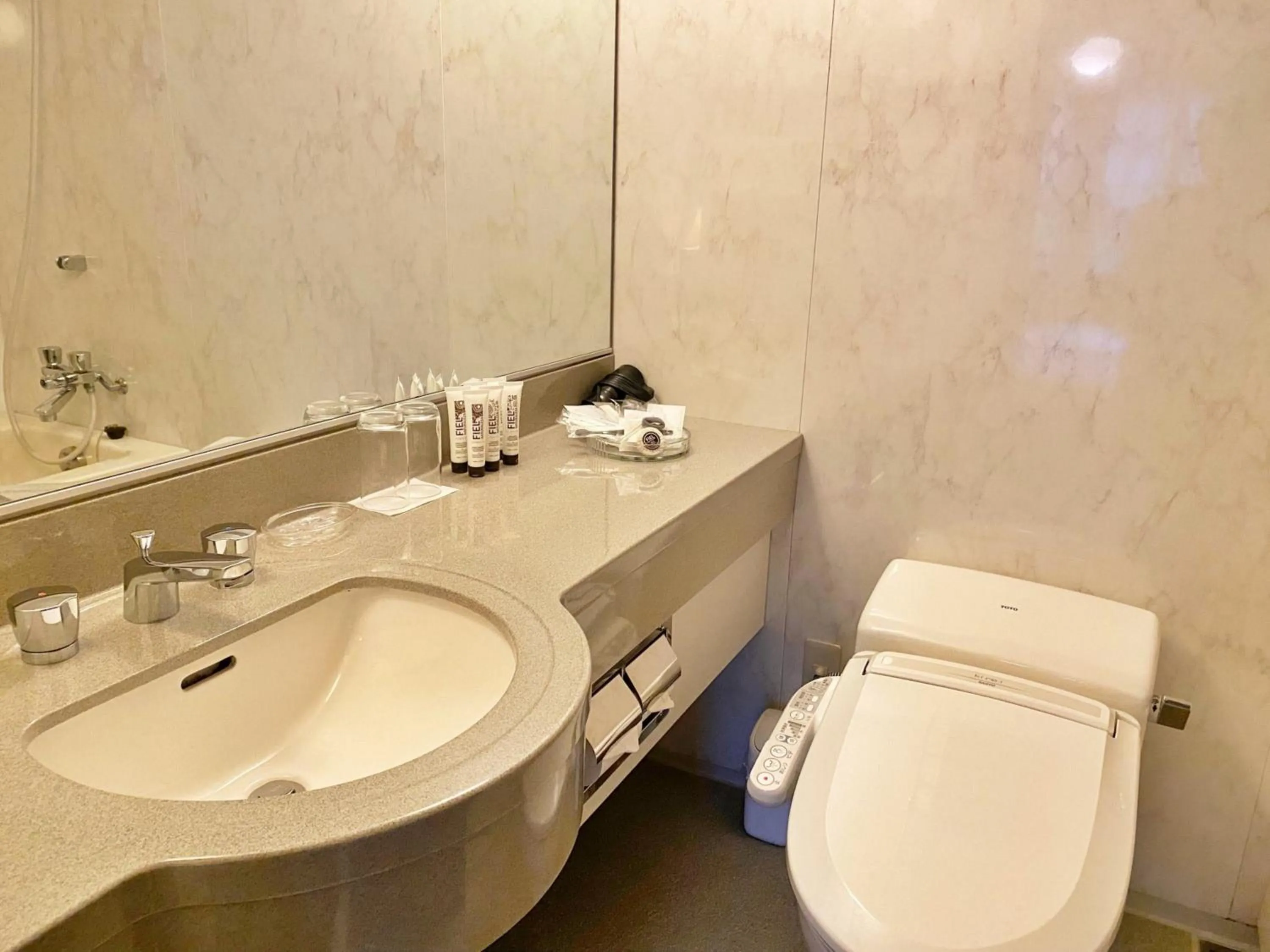 Toilet in Restaurant & Hotel Traumerei