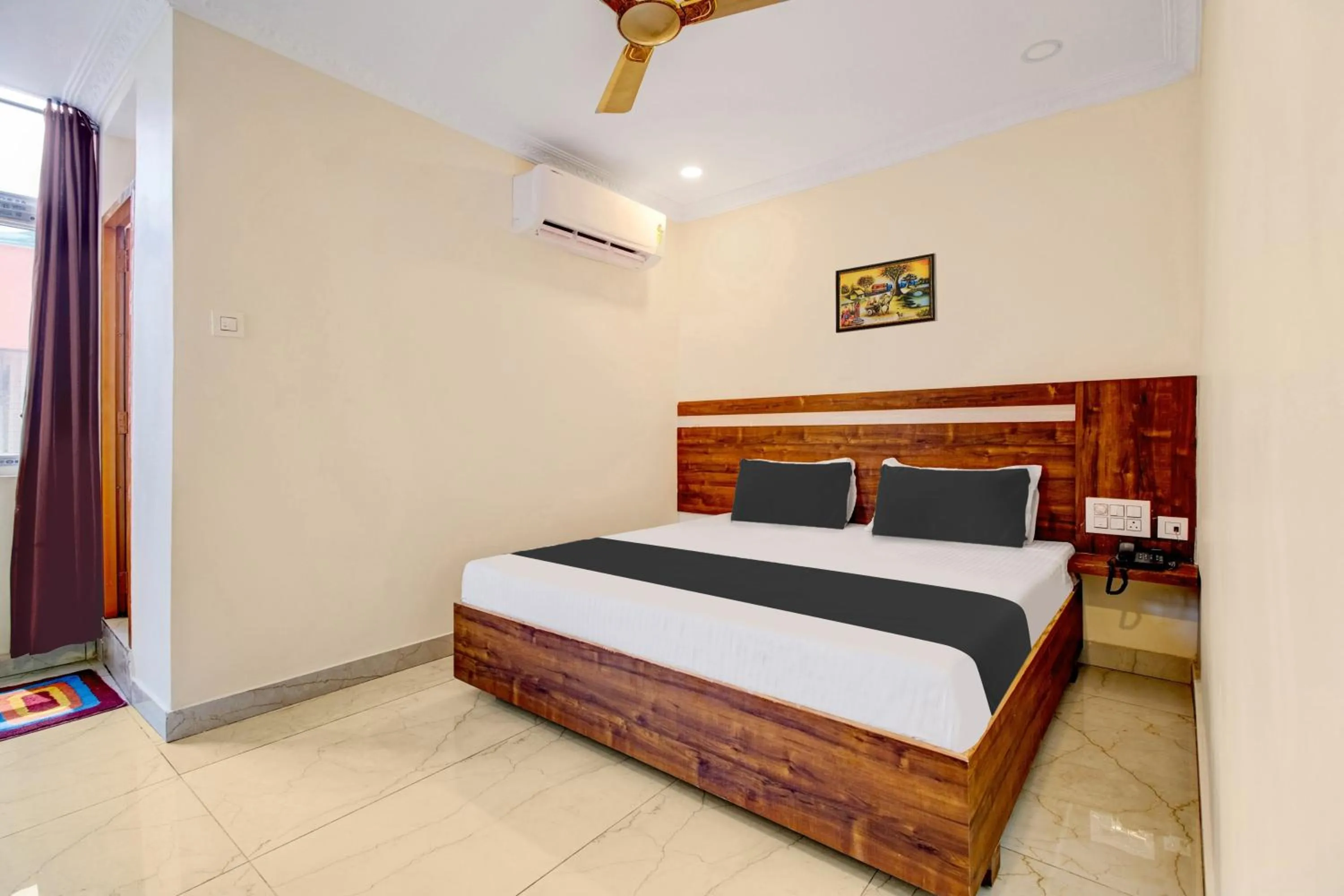 Bedroom, Bed in Hotel O Leela Elite