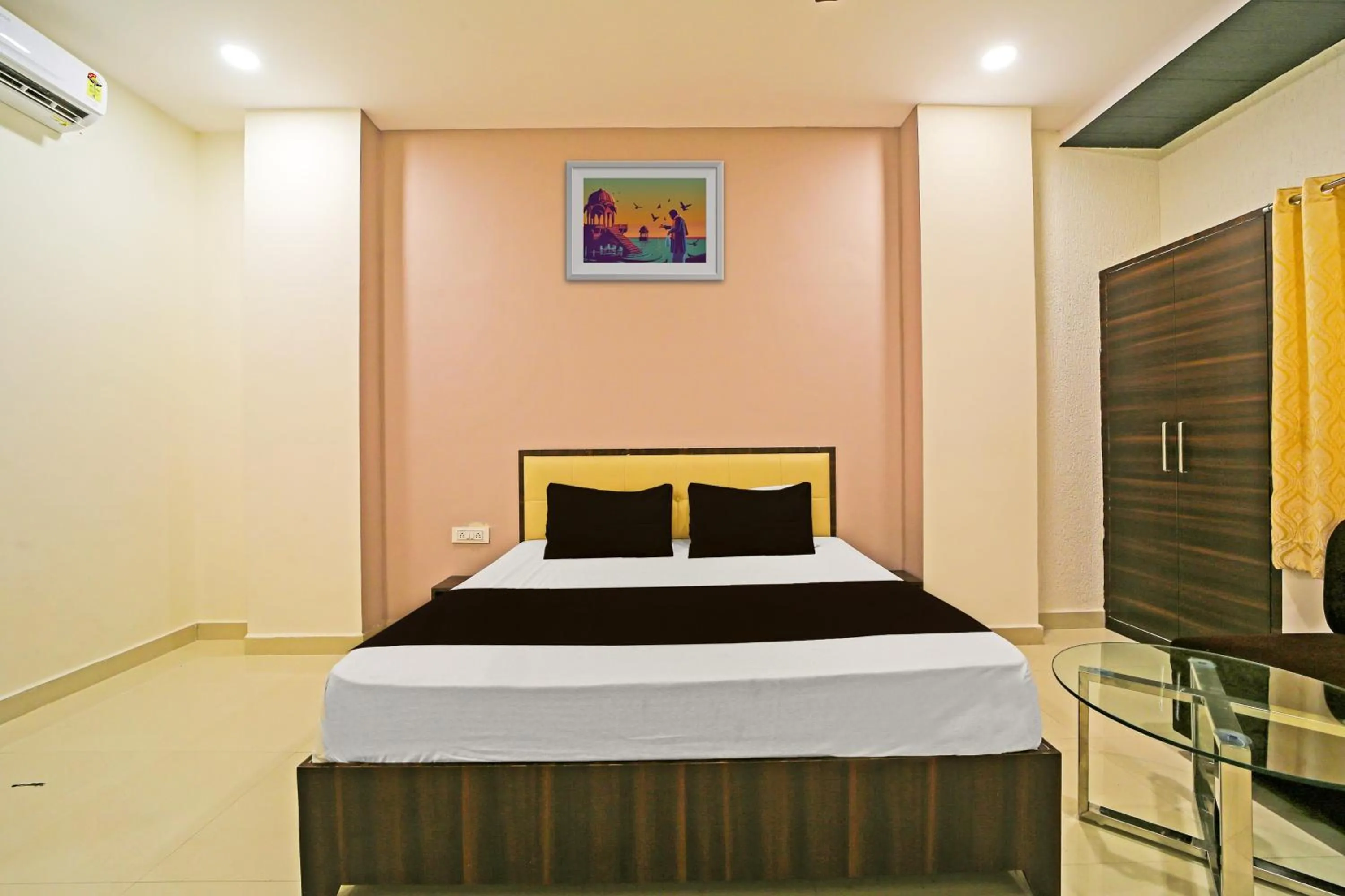Bedroom, Bed in Hotel O Agrawal Inn
