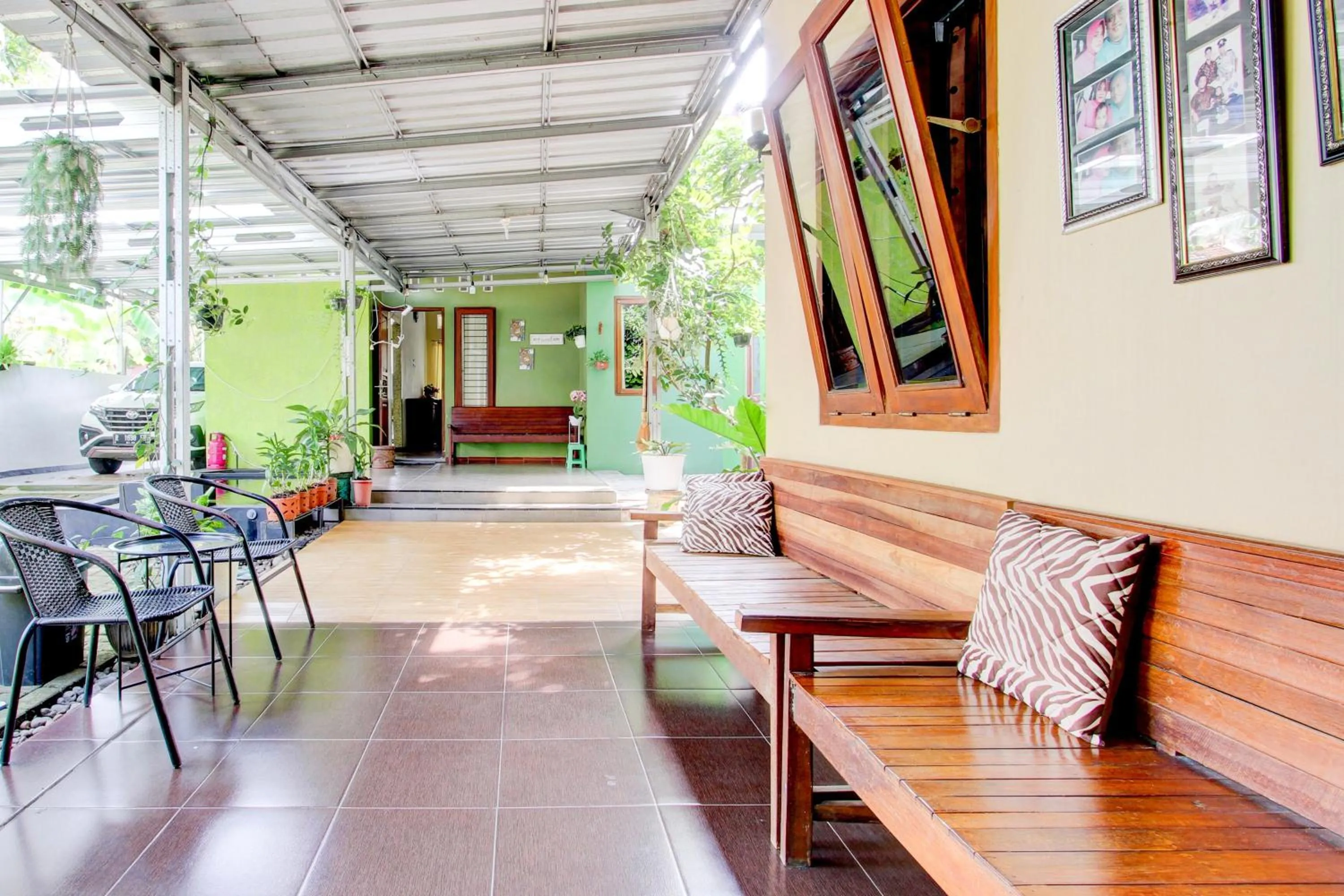 Lobby or reception in Hotel O Homestay Koe Syariah