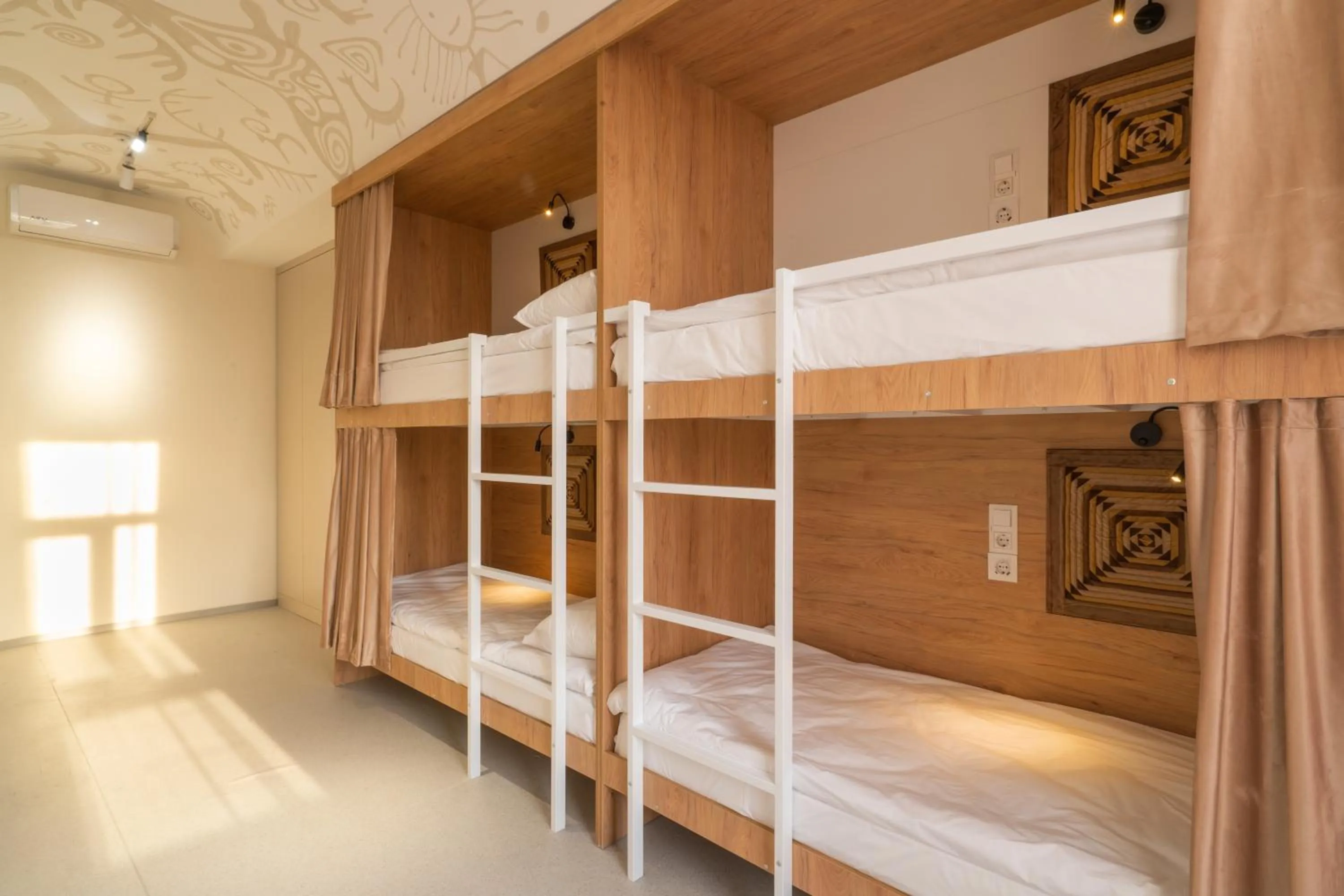 bunk bed, Bed in ololoYurt