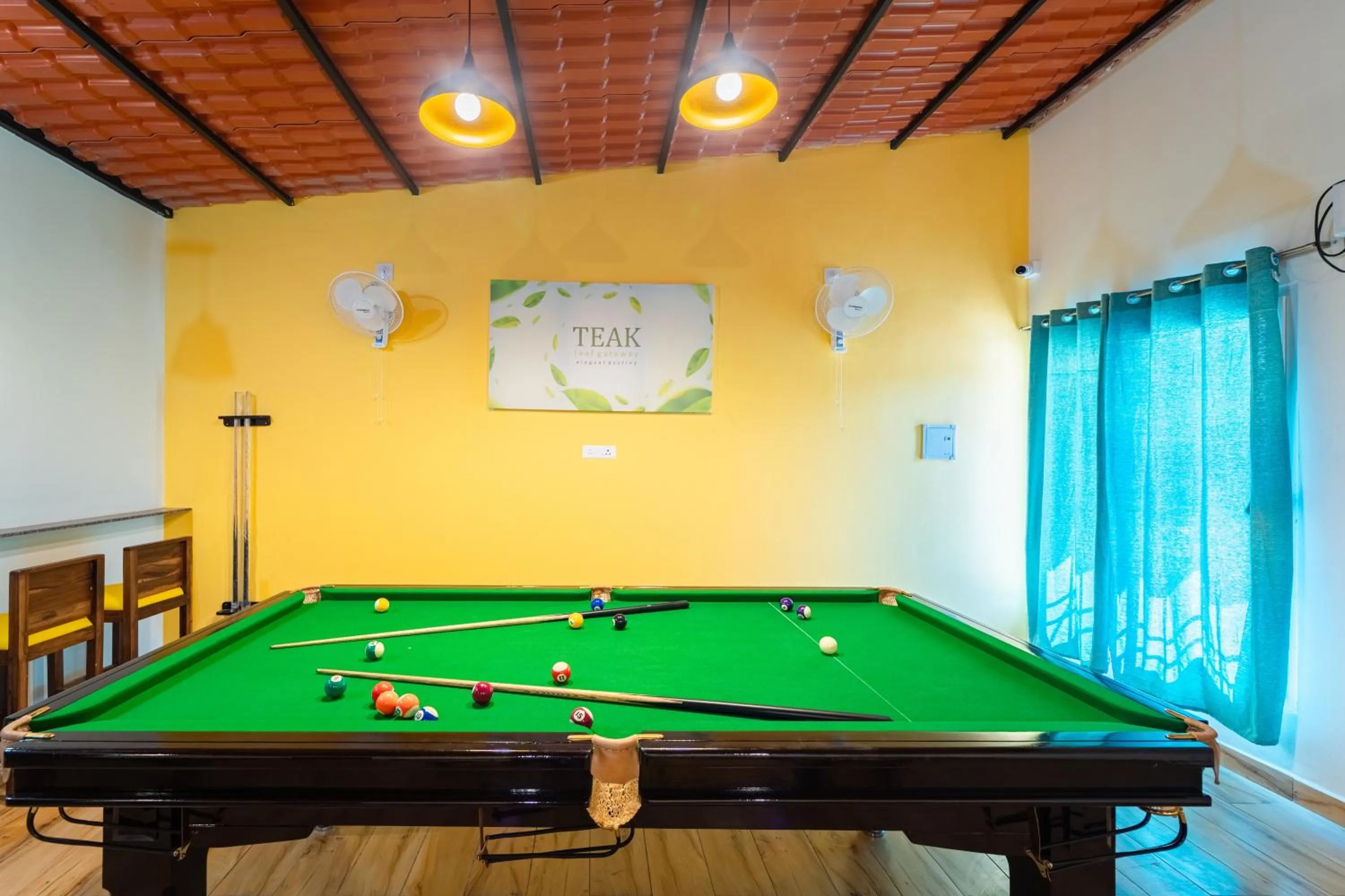 Billiard in Teak Leaf Gateway Villa with Swimming Pool Indoor Games