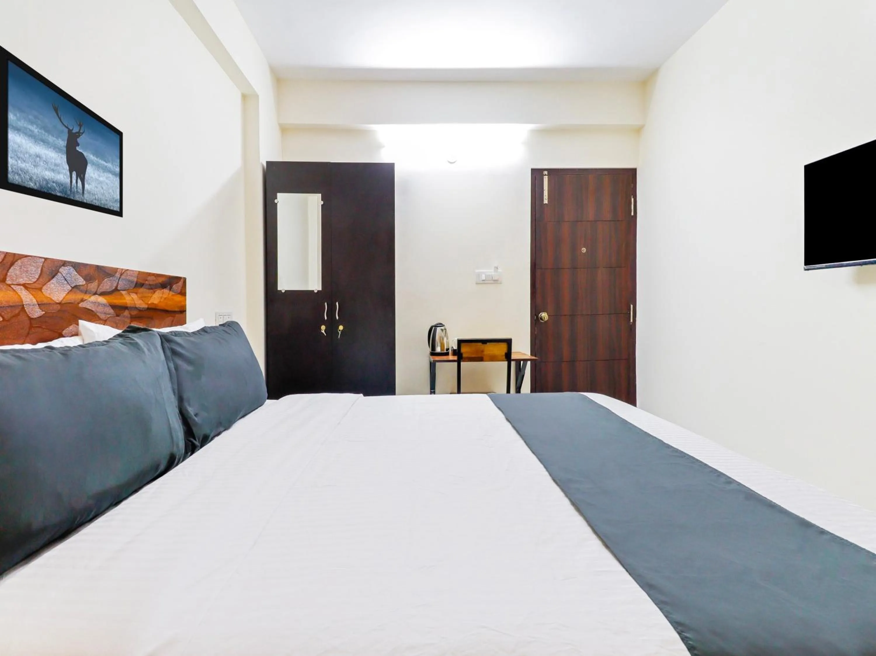 Bedroom, Bed in Super Townhouse Bellandur Near Embassy Tech Village