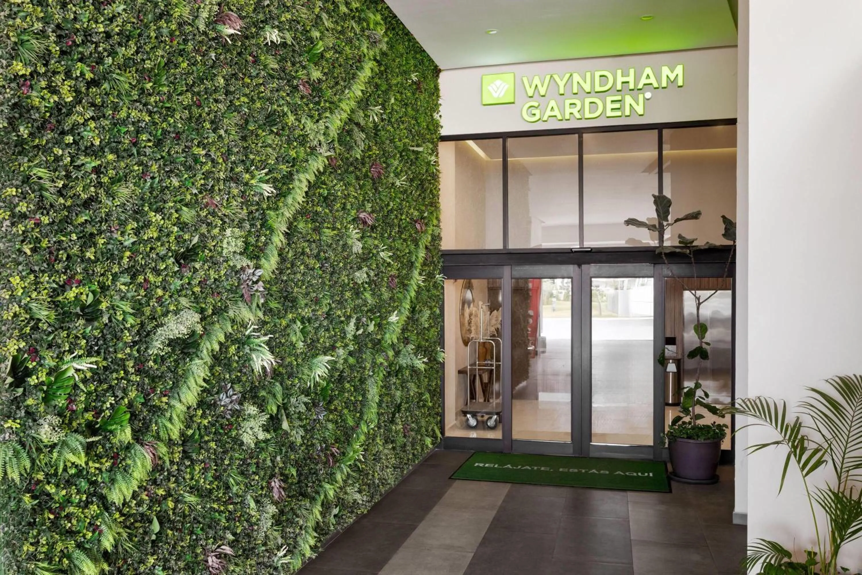 Property building in Wyndham Garden Mazatlan Marina