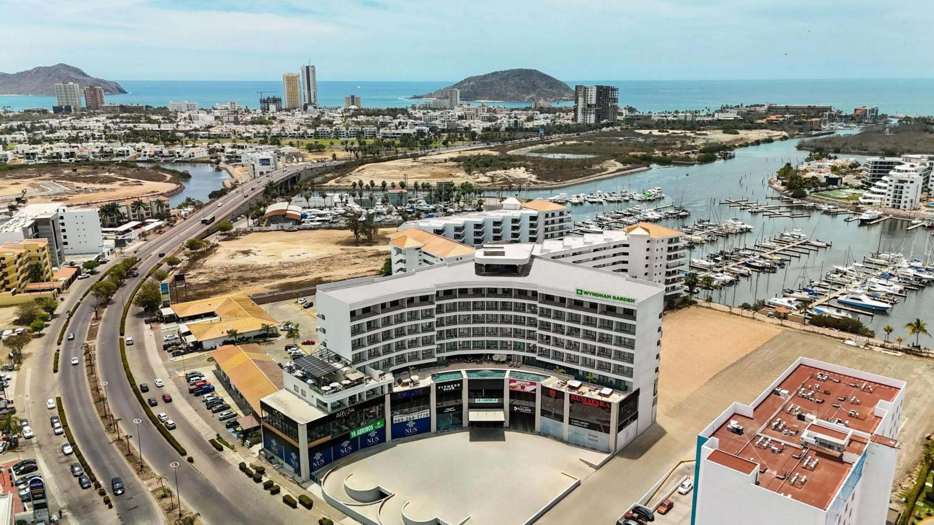 Property building in Wyndham Garden Mazatlan Marina