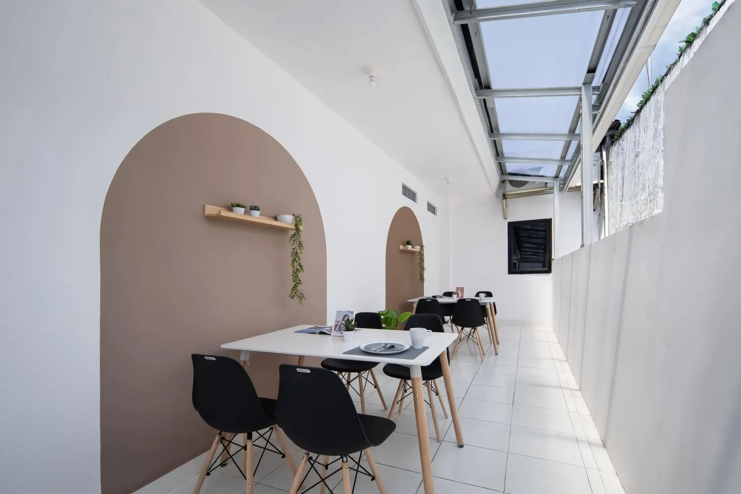 Seating area in Cove Aventurine