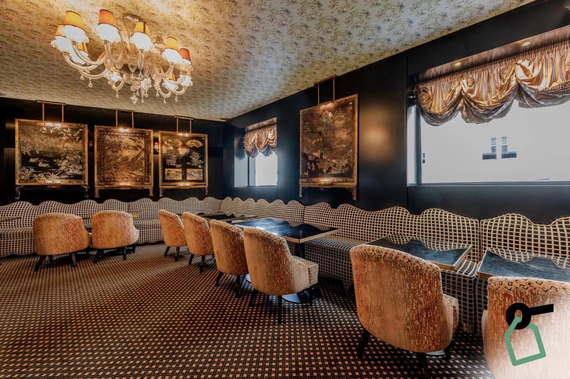 Breakfast in Hotiday Room Collection - Paris Arc de Triomphe