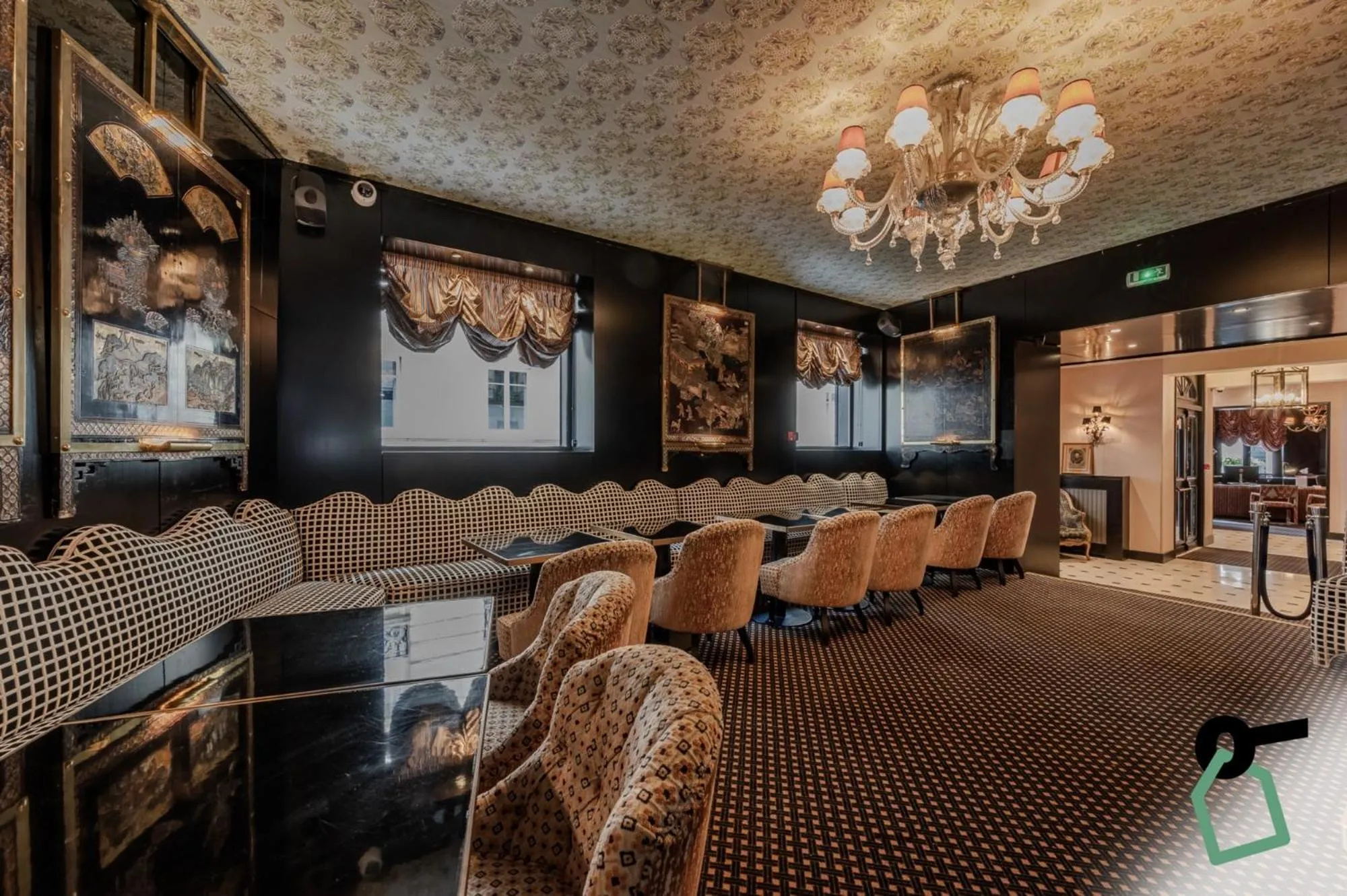 Lobby or reception in Hotiday Room Collection - Paris Arc de Triomphe