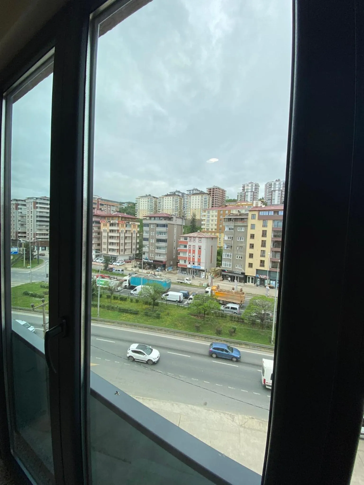 Neighbourhood in Rena Grand Residence & Suit