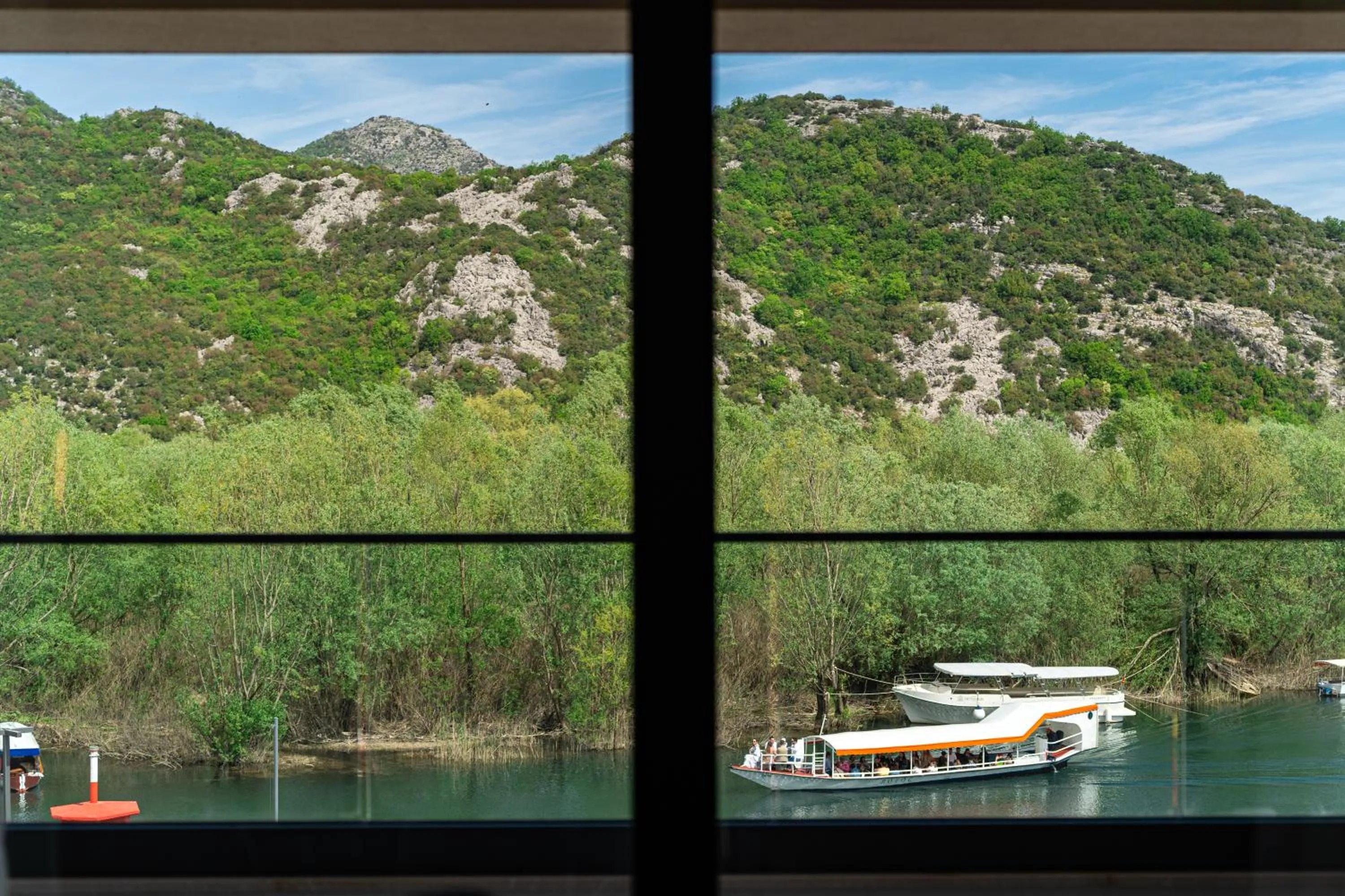 Lake view in Hotel De‘Andros Virpazar