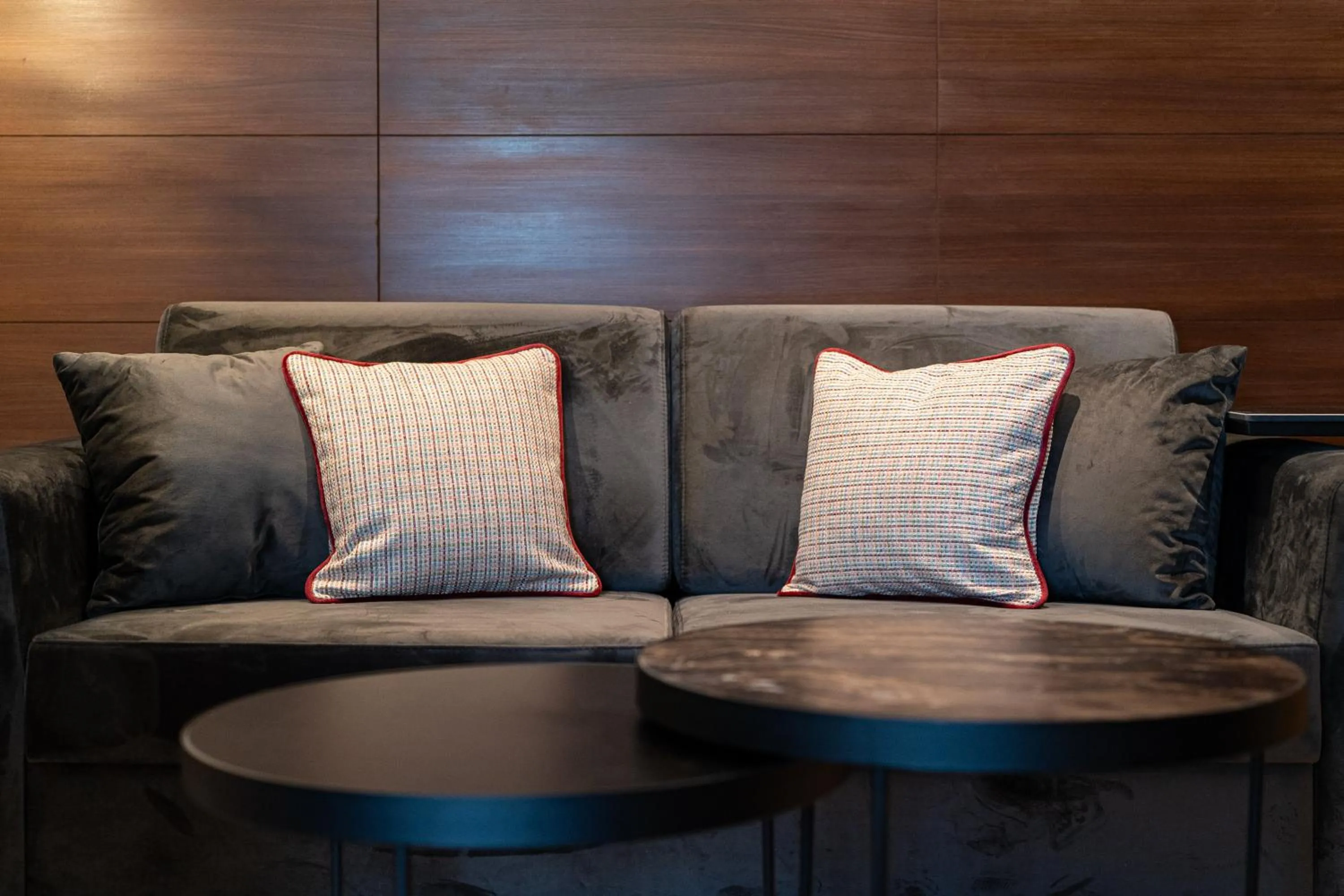 Seating area in Hotel De‘Andros Virpazar