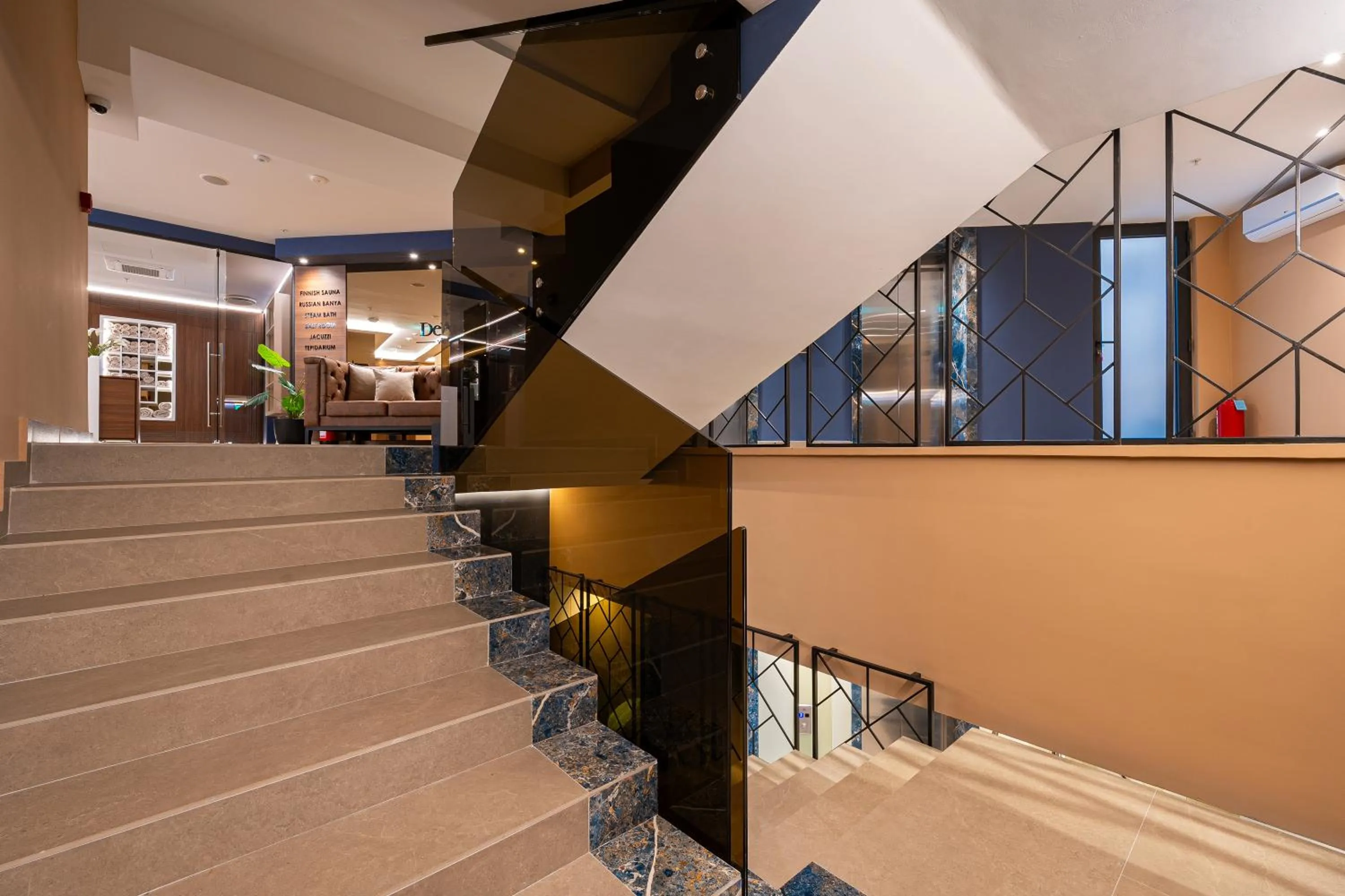 Property building in Hotel De‘Andros Virpazar