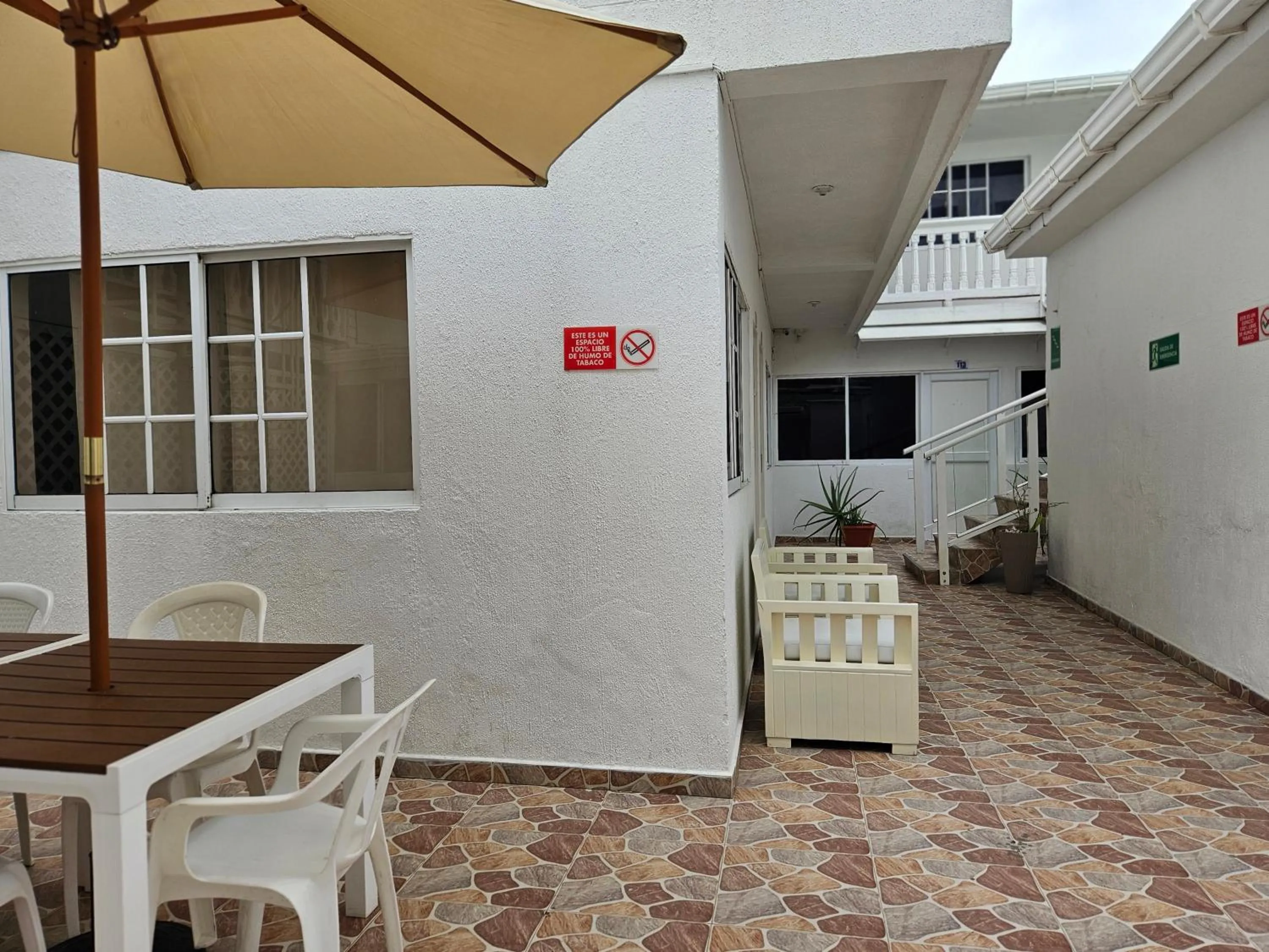 Patio in Caribbean Island Hotel Piso 2