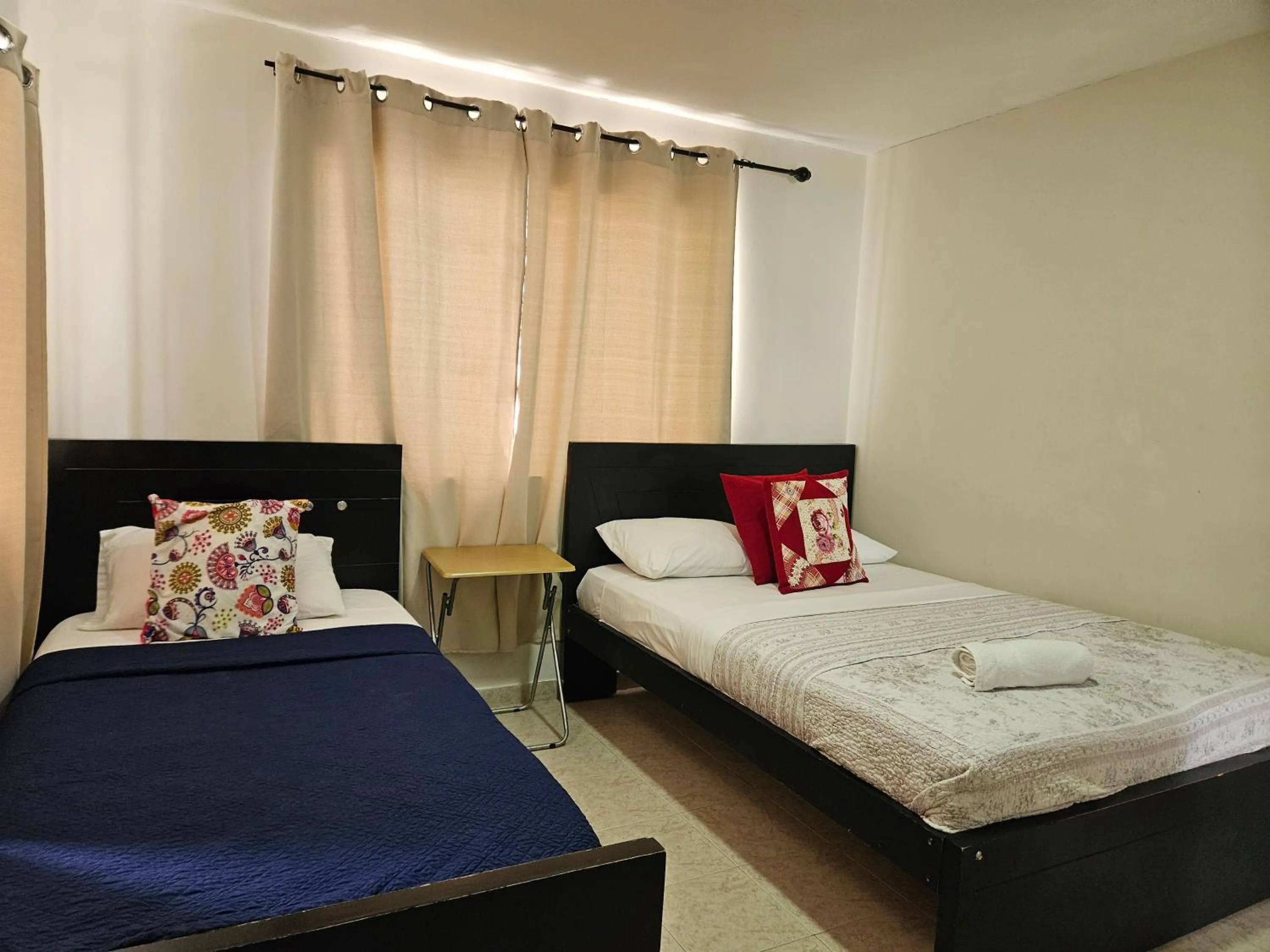 Photo of the whole room, Bed in Caribbean Island Hotel Piso 2