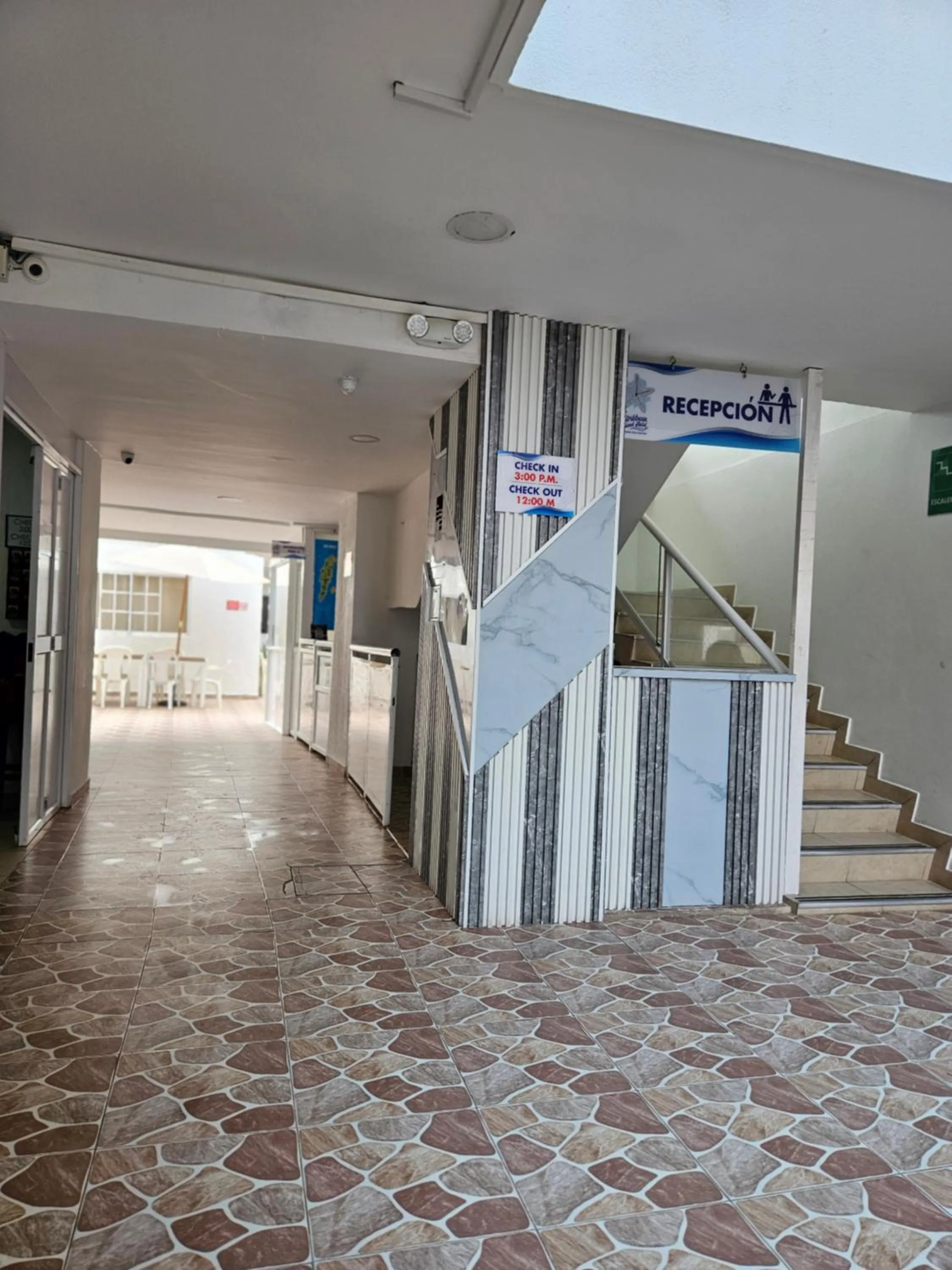 Property building in Caribbean Island Hotel Piso 2