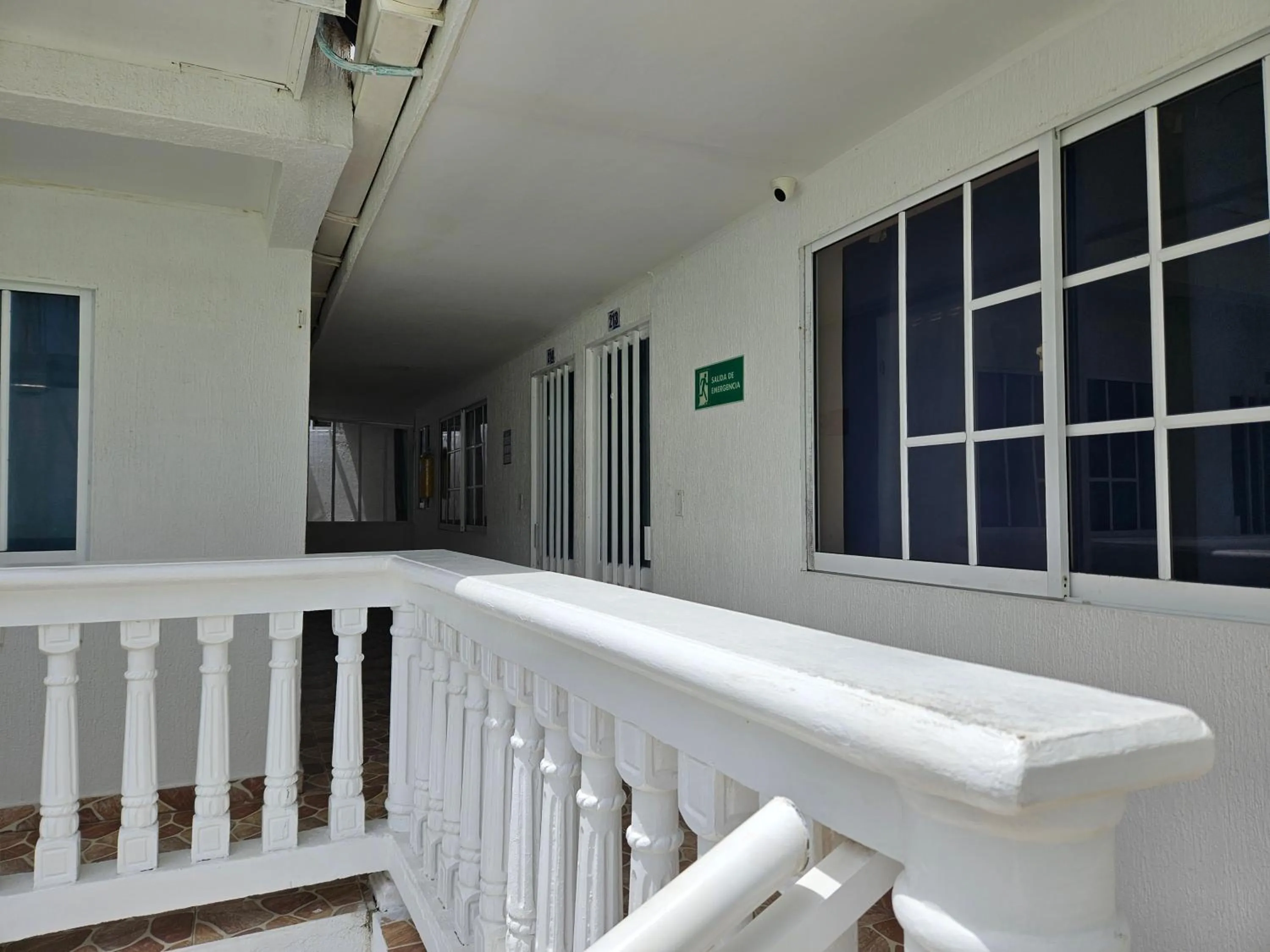 Property building in Caribbean Island Hotel Piso 2