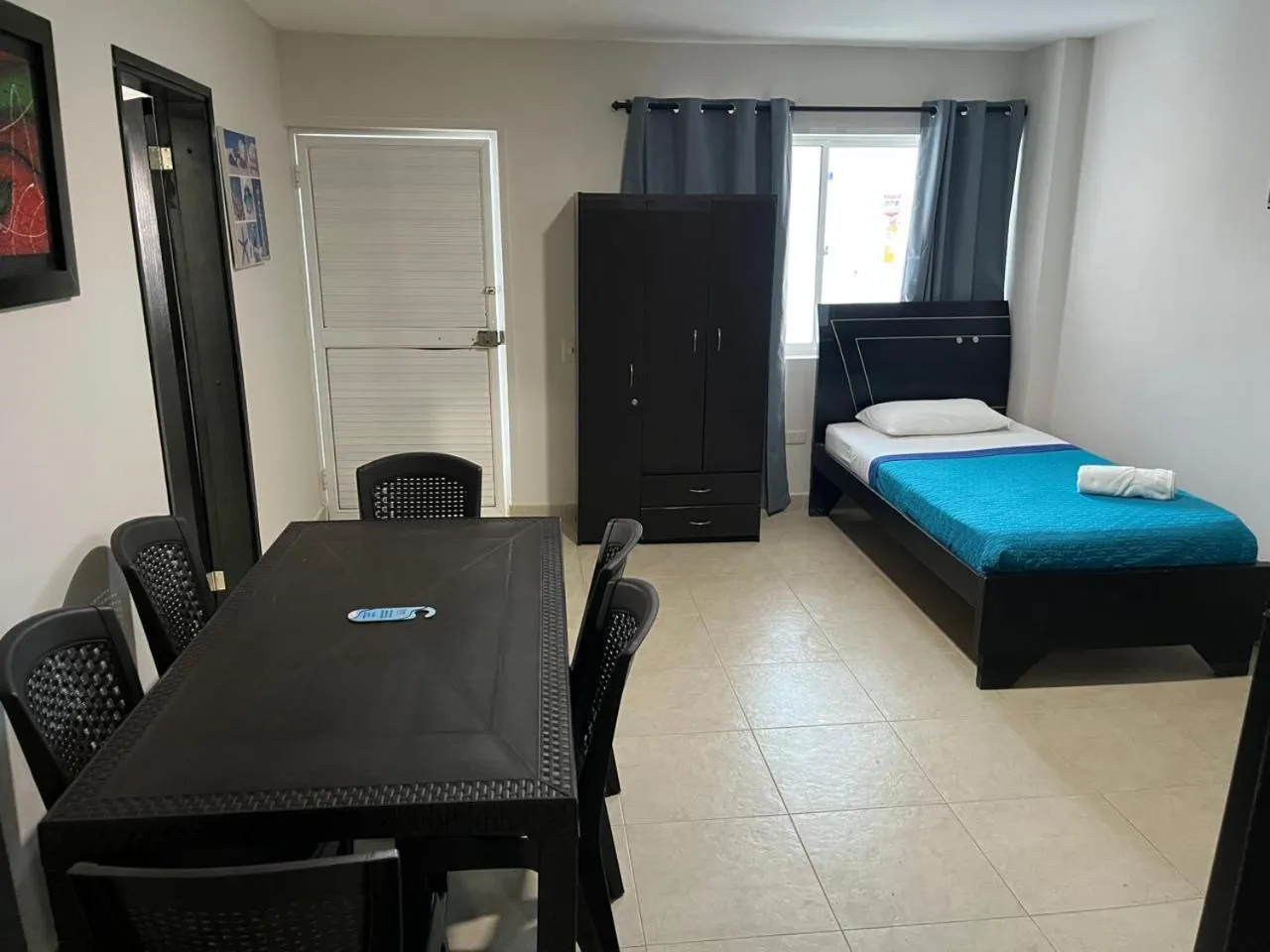 Dining area, Bed in Caribbean Island Hotel Piso 2