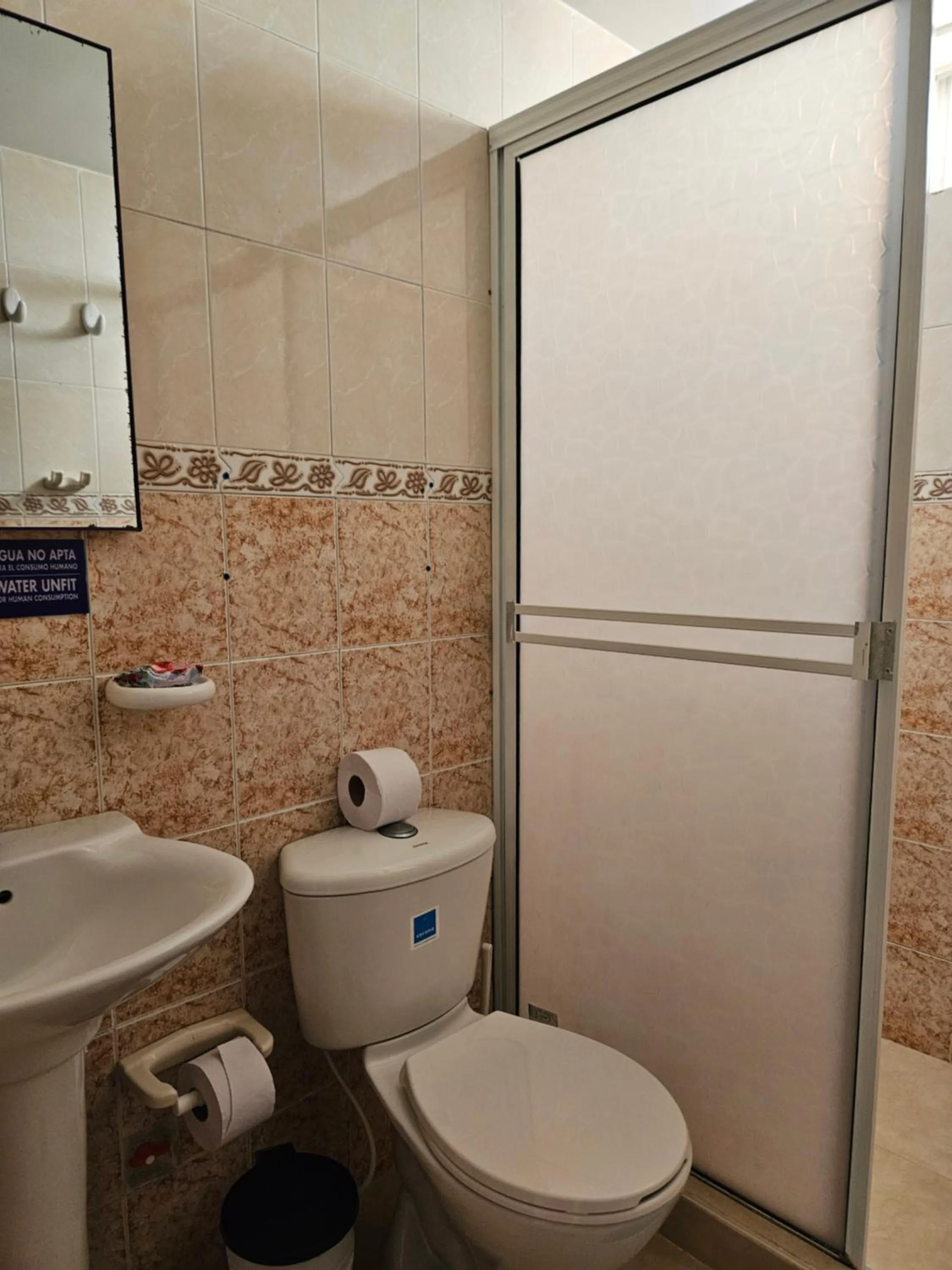 Bathroom in Caribbean Island Hotel Piso 2