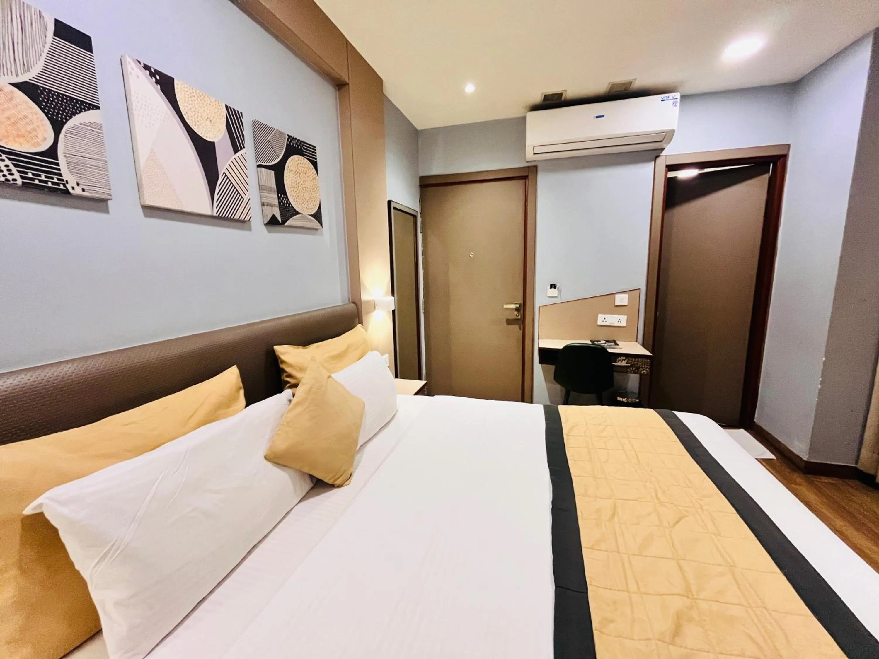 Bed in Western Blu INN