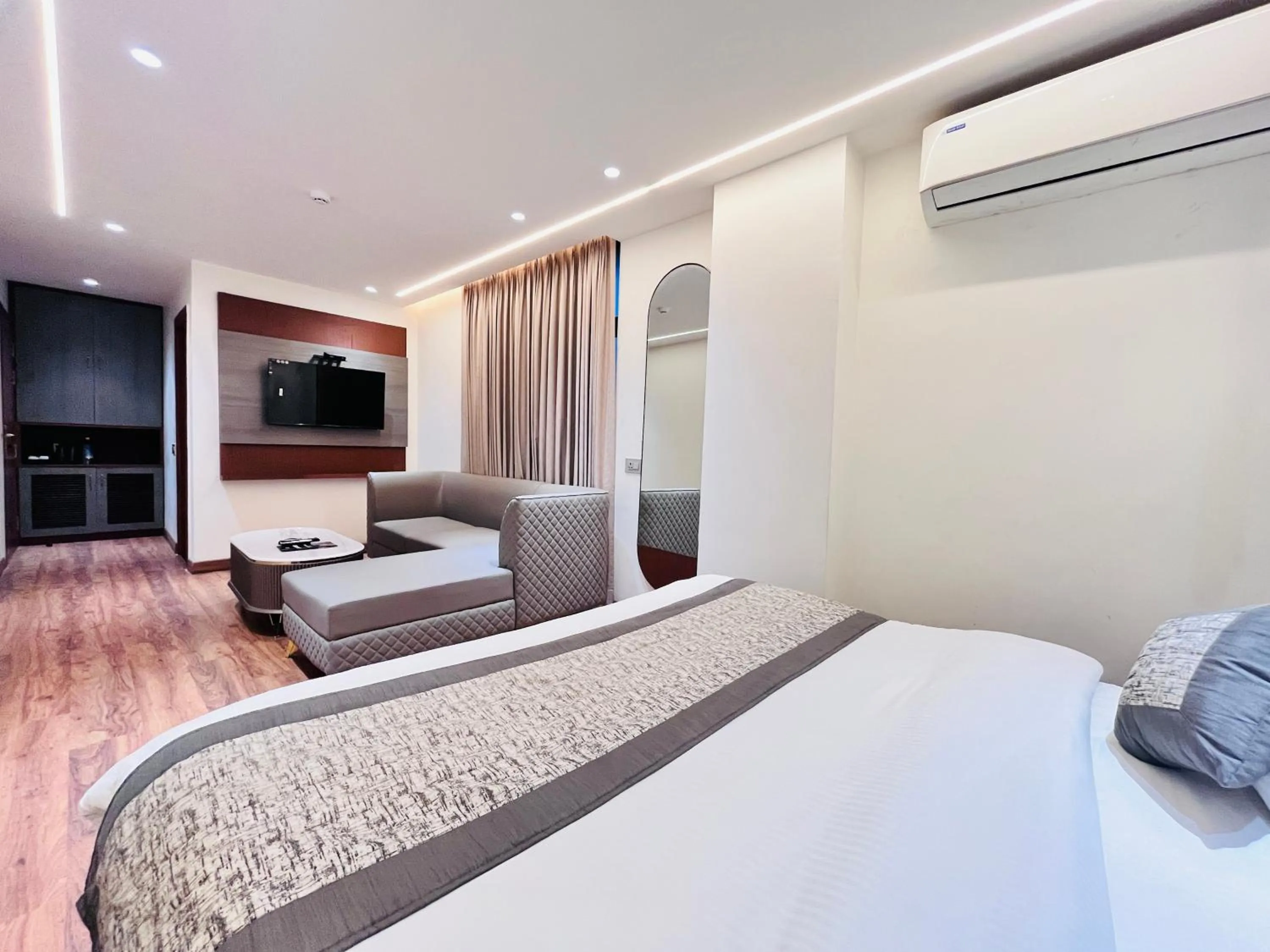 Bed in Western Blu INN