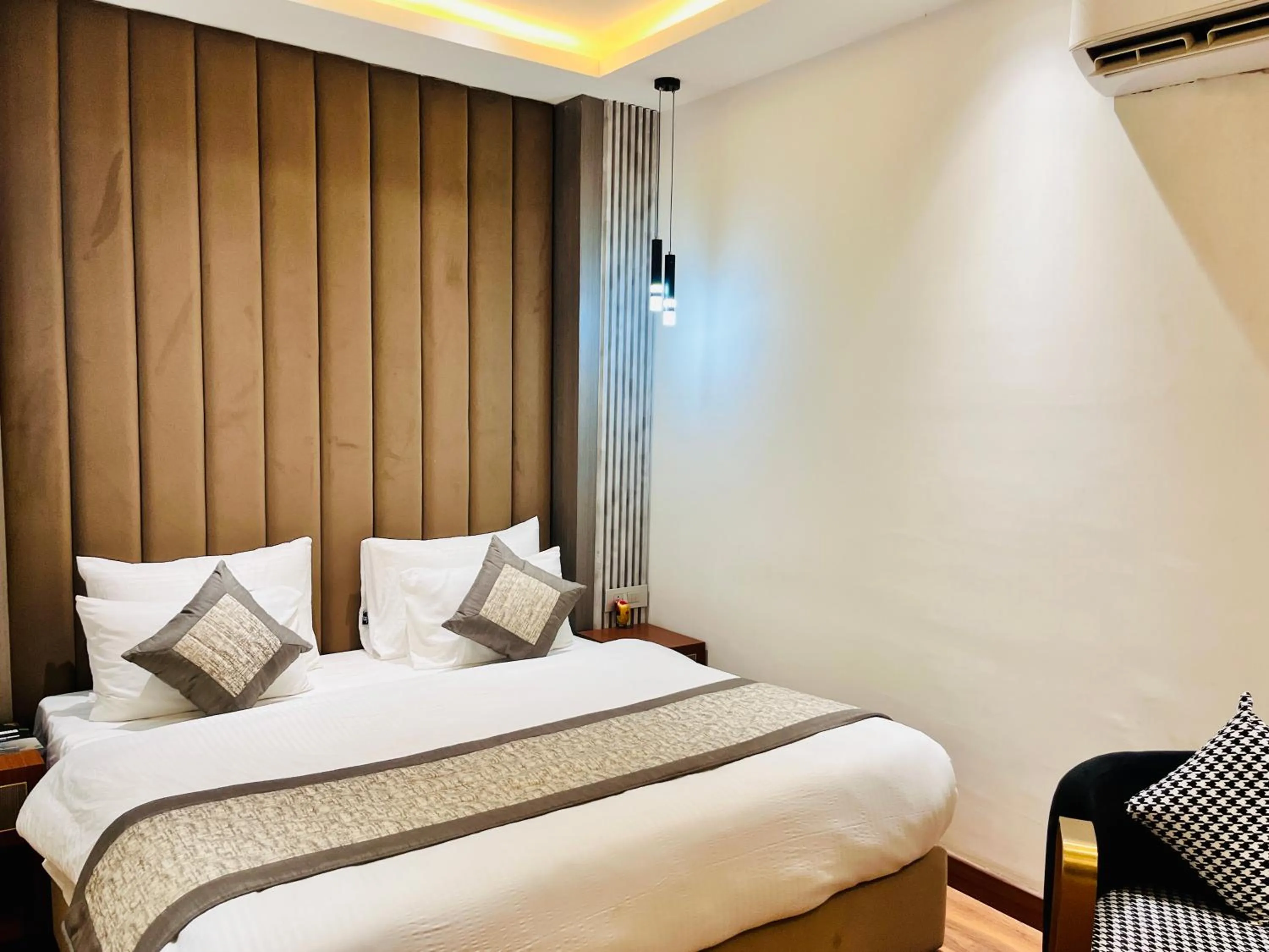 Bed in Western Blu INN