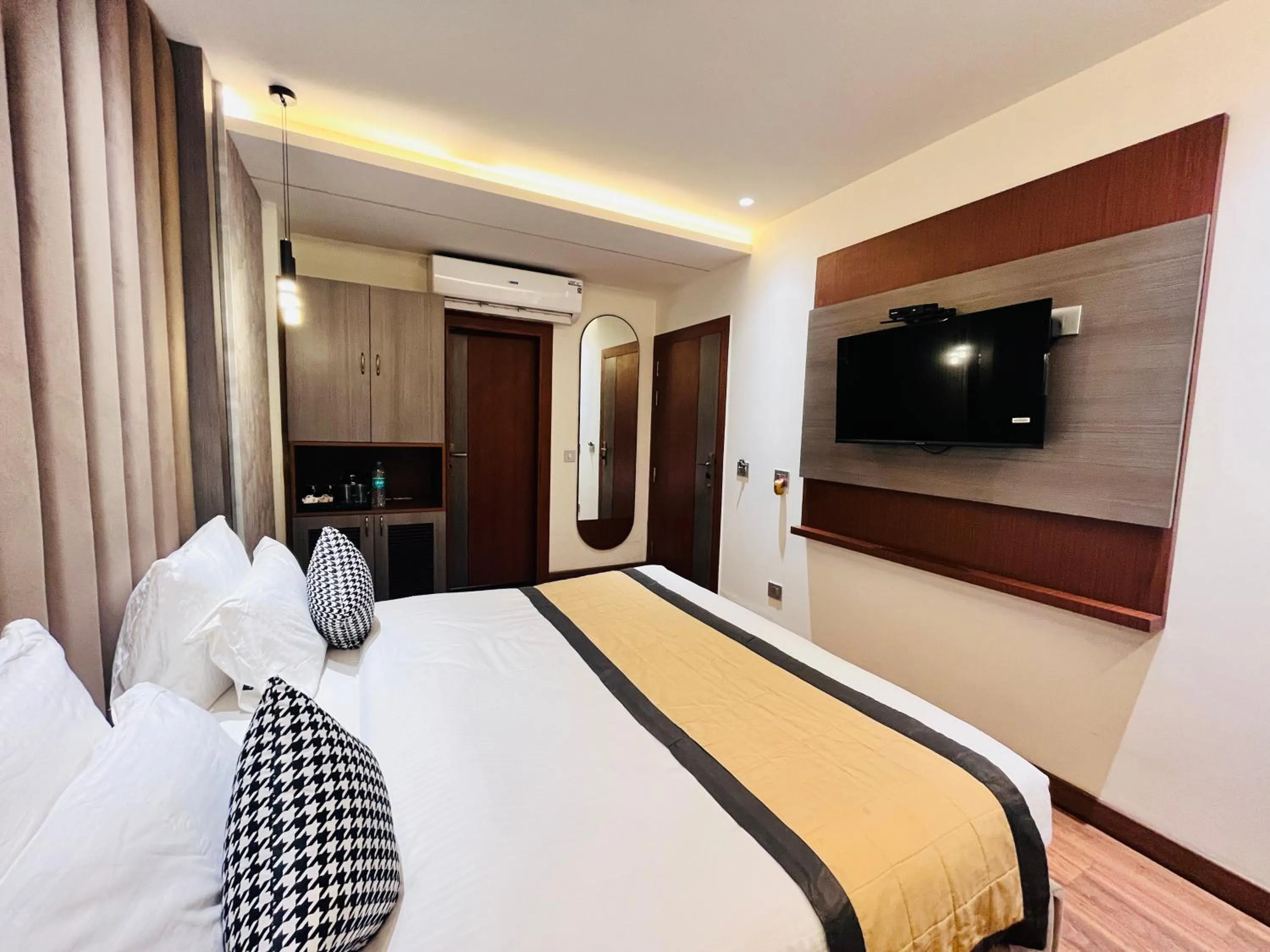 Bed in Western Blu INN